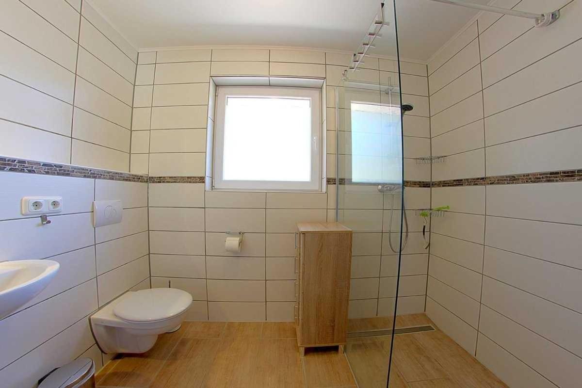 Four-Bedroom House photo 2