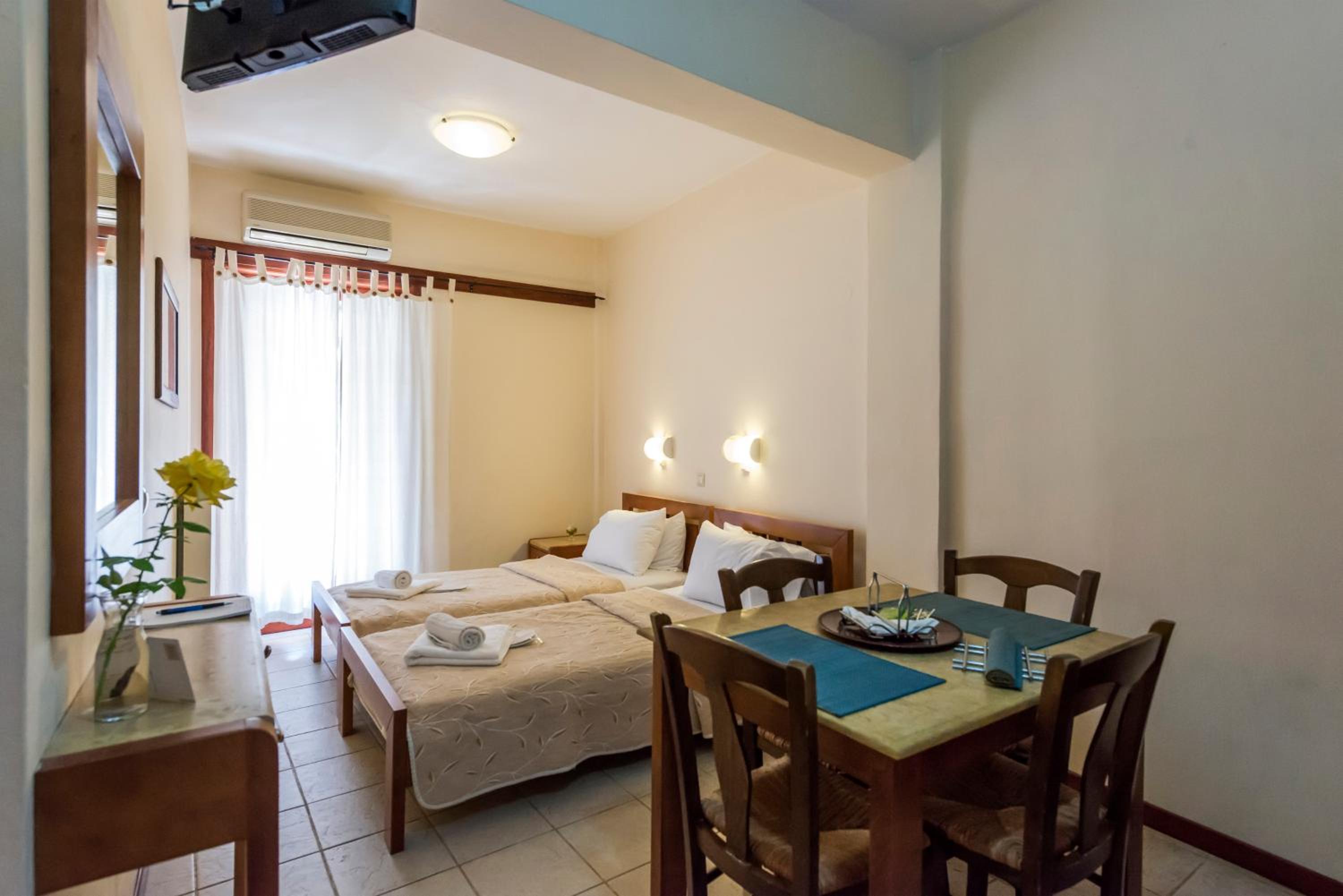Two-Bedroom Apartment - Photo 30
