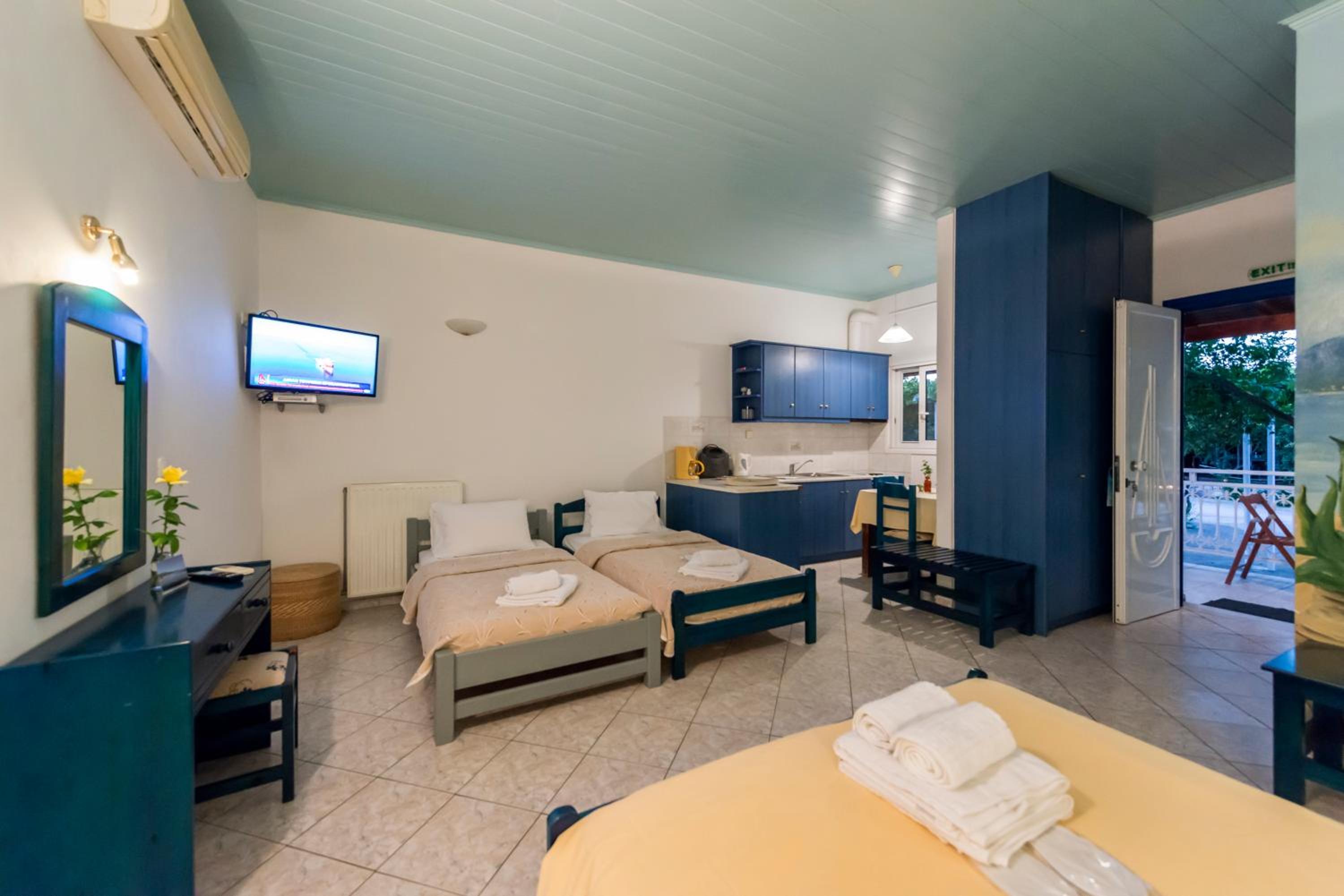 Two-Bedroom Apartment - Photo 19