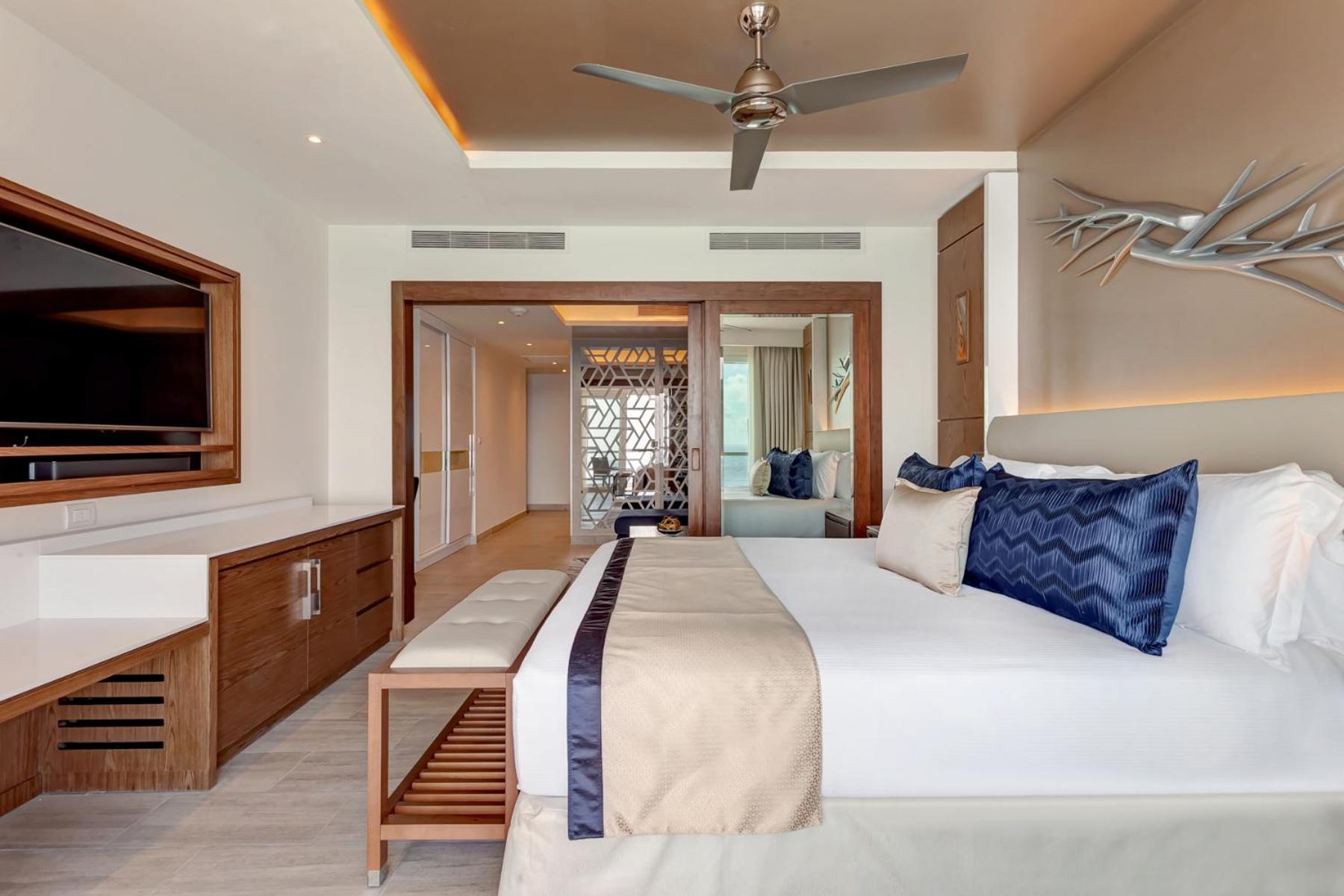 Luxury Suite Sunset View - Photo 1