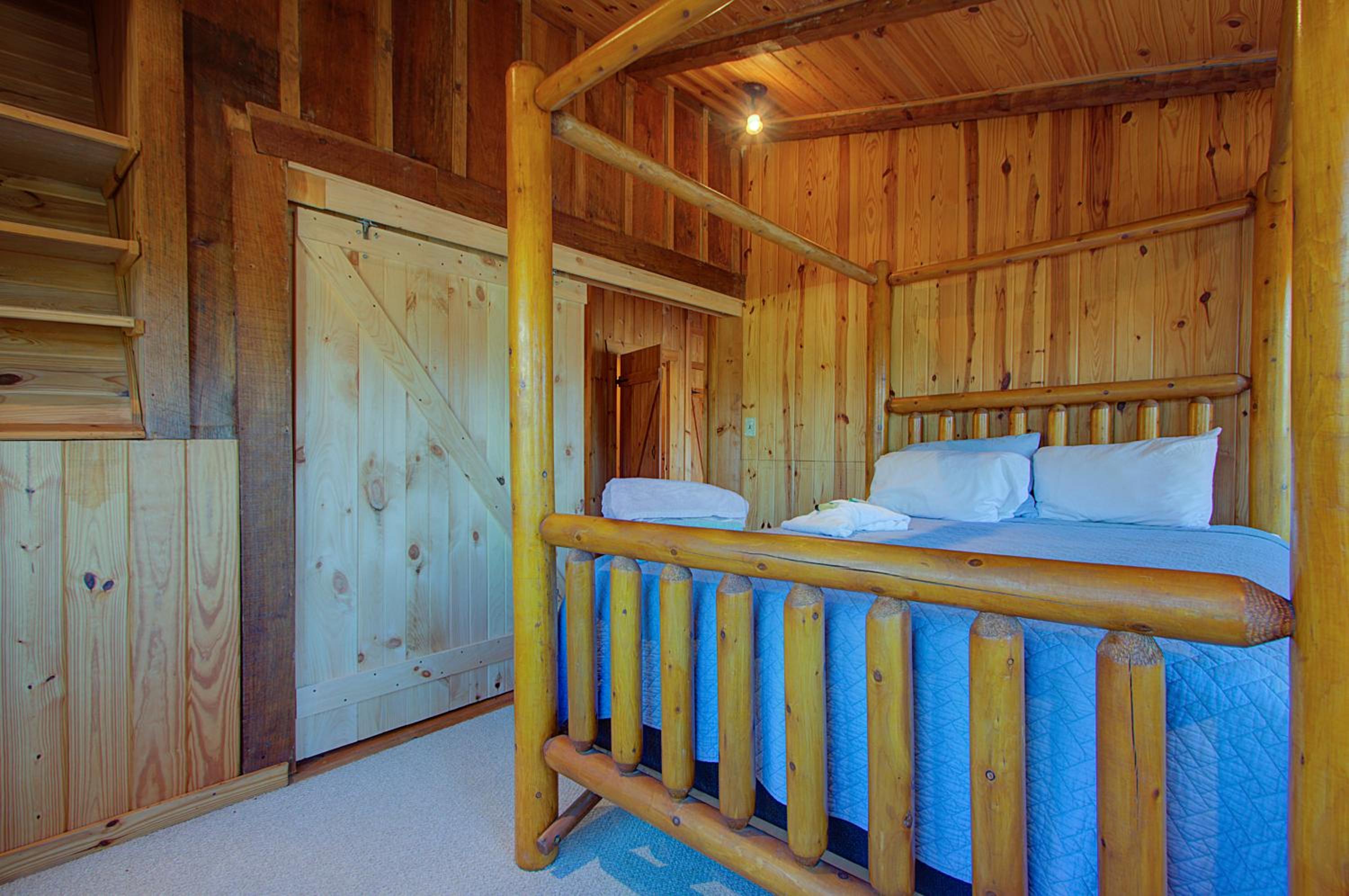 One-Bedroom House - Photo 36