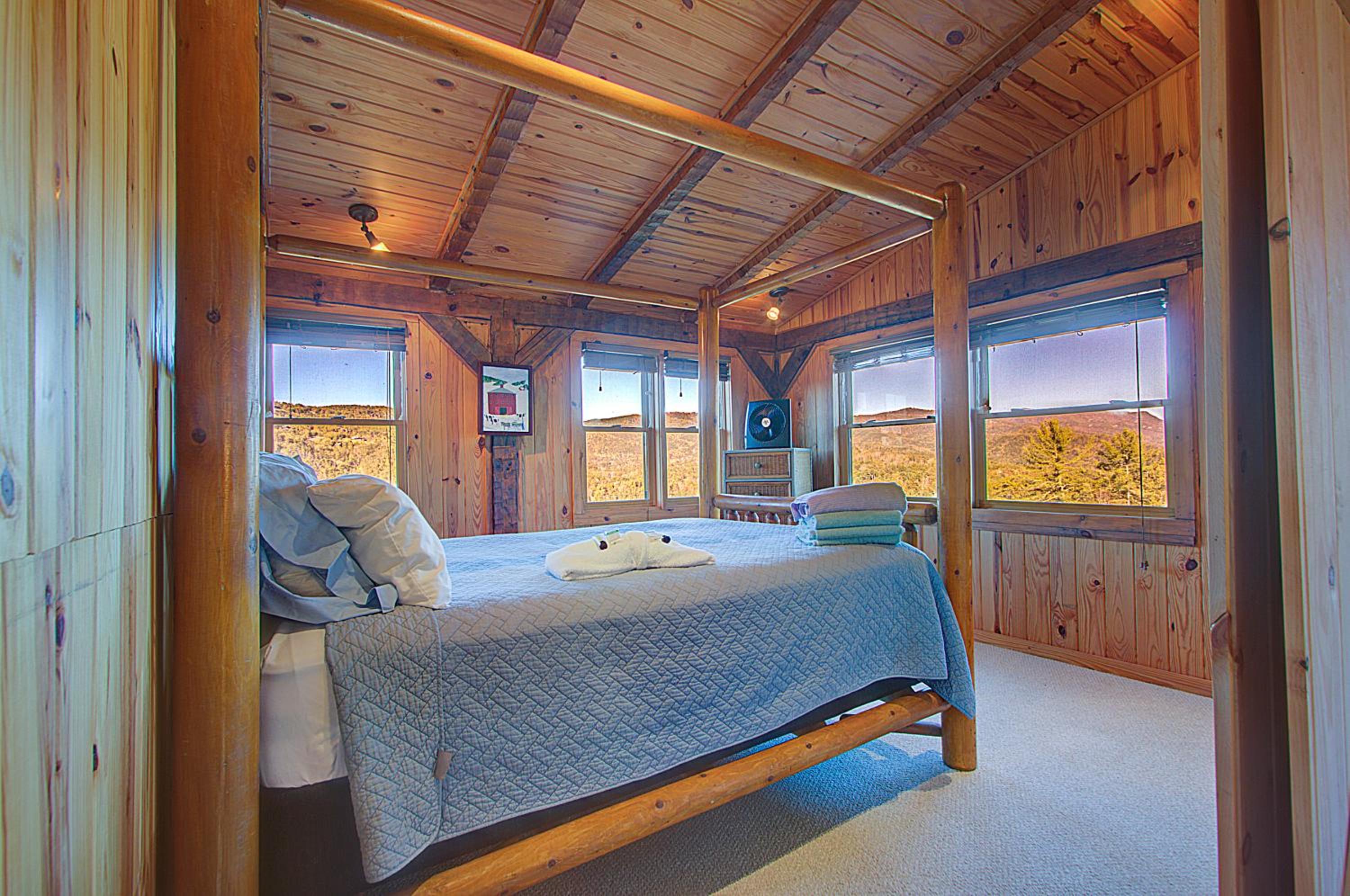 One-Bedroom House - Photo 48