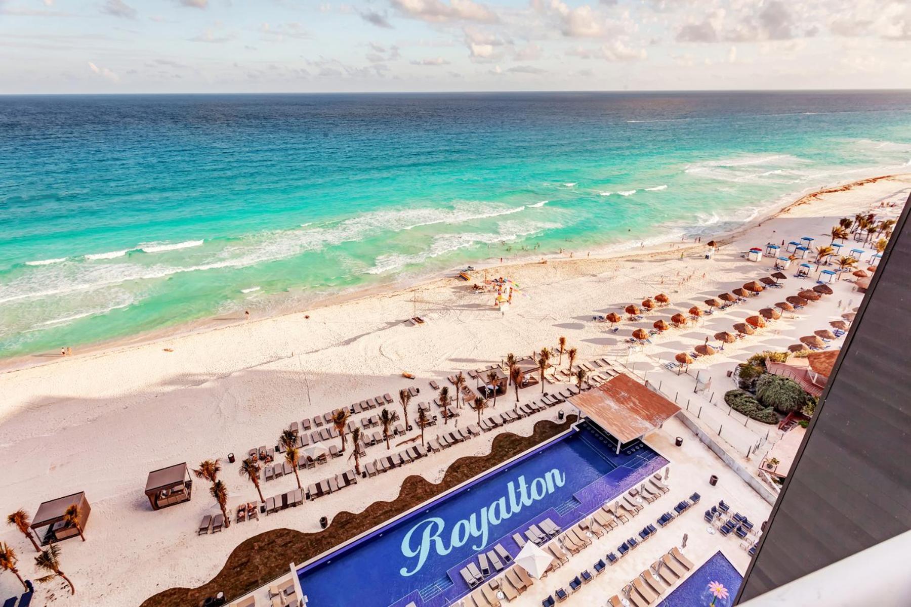 Luxury Junior Suite Ocean Front - Photo 6