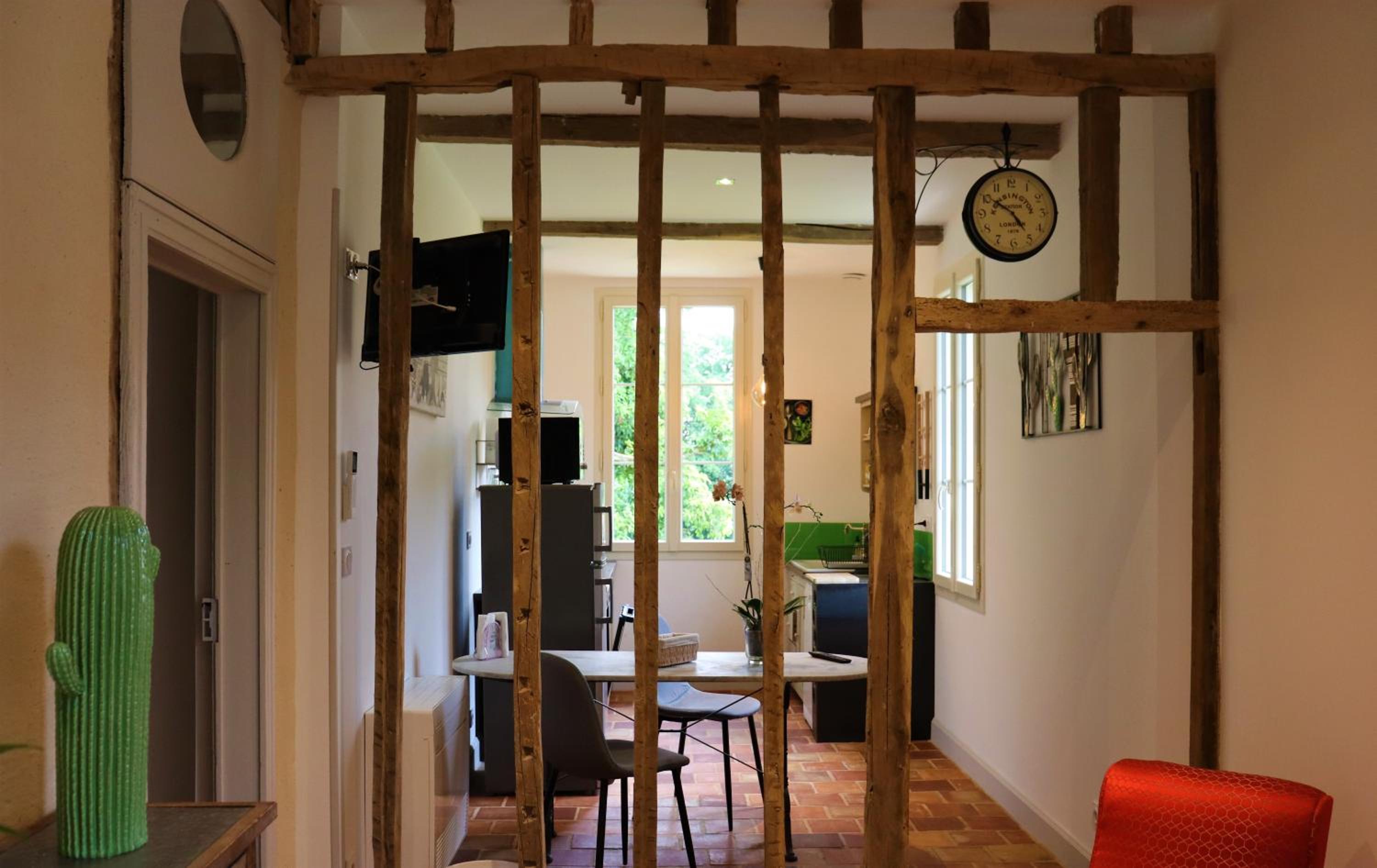 Family Studio photo 2