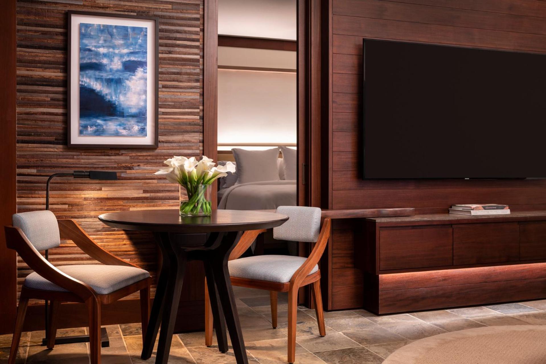 Superior Suite - Ocean View - Photo 2