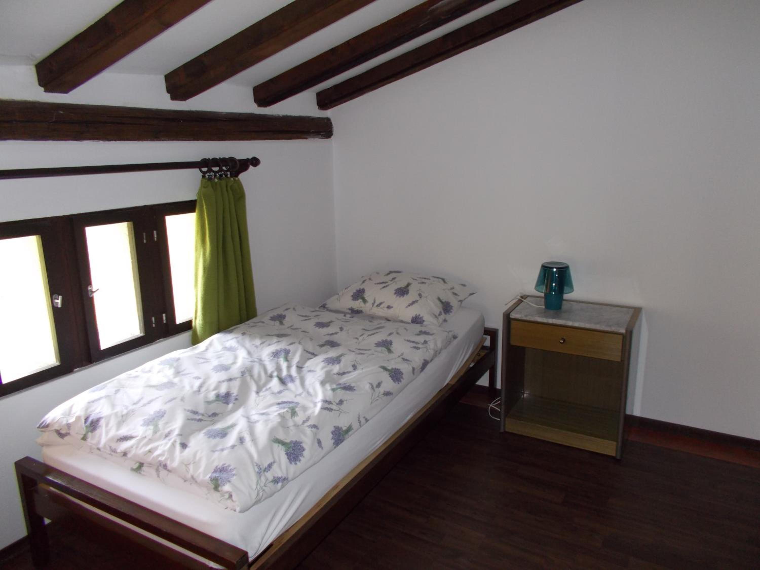 Four-Bedroom House photo 3