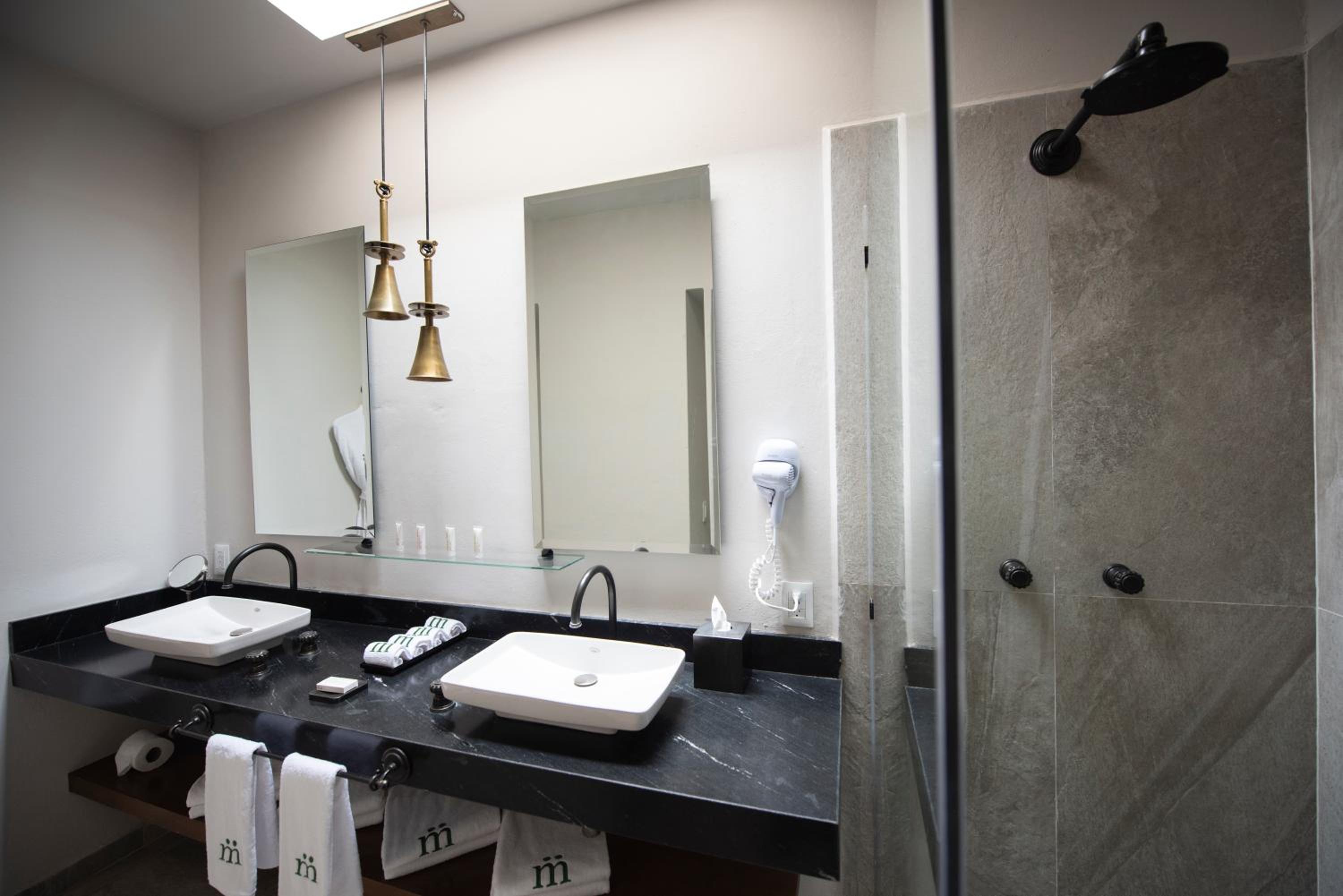 Suite with Terrace - Photo 10