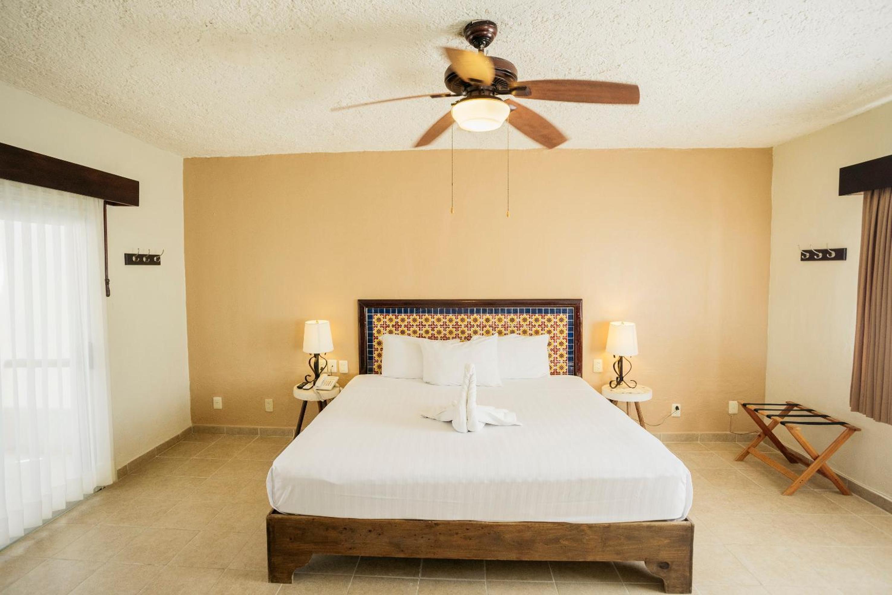 Classic Room - King bed