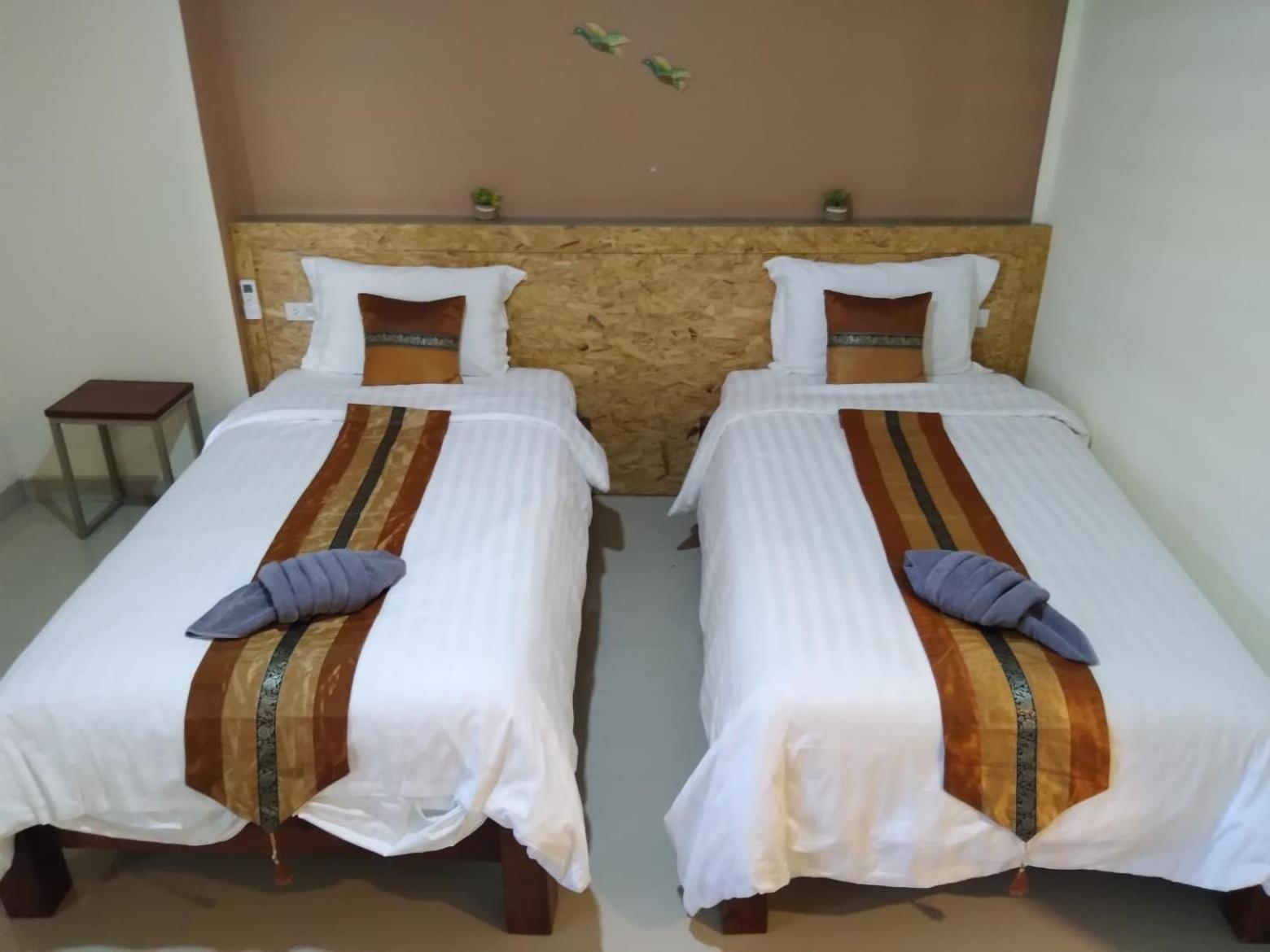 Deluxe Twin Room photo 1
