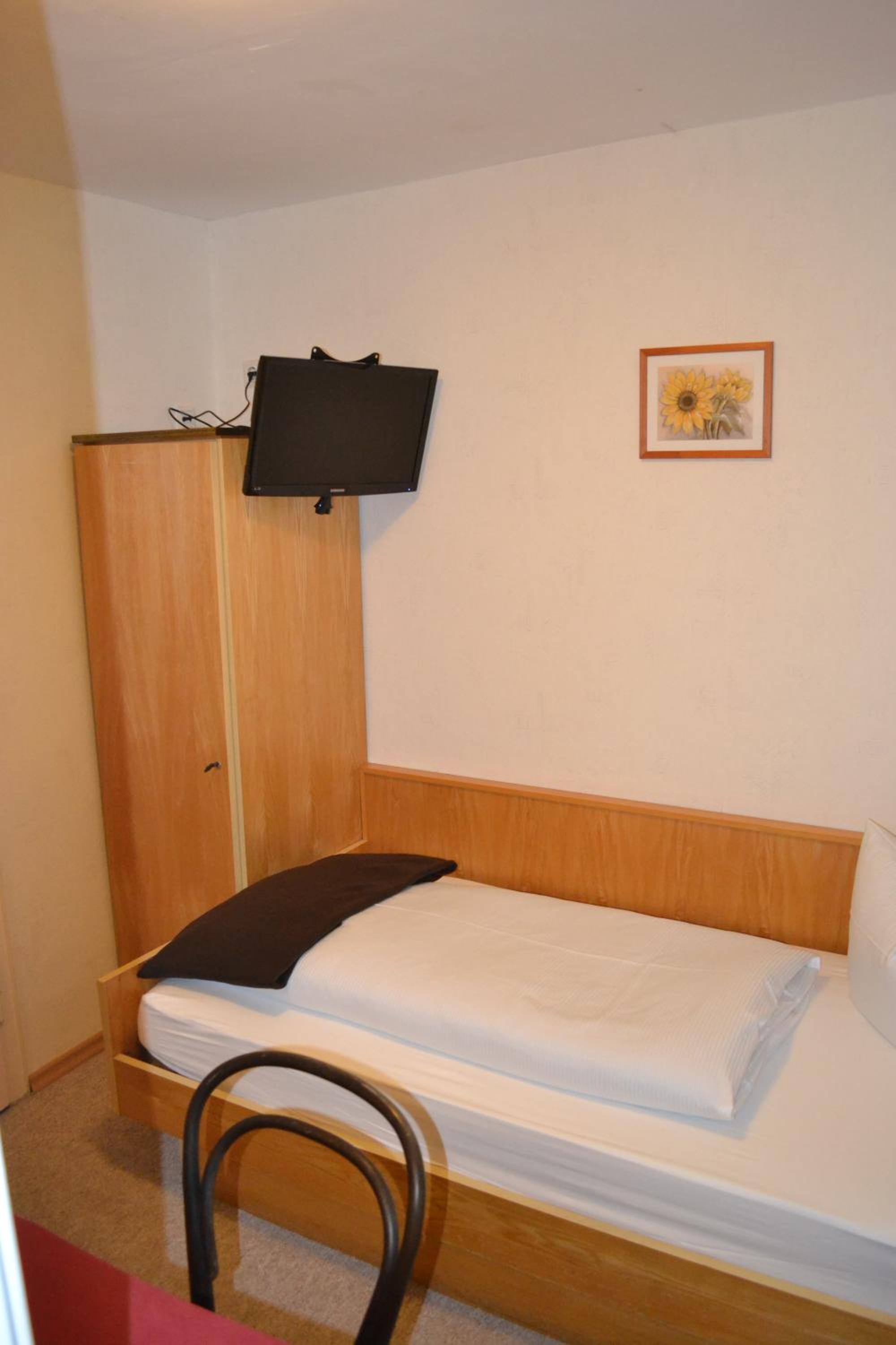 Single Room Standard