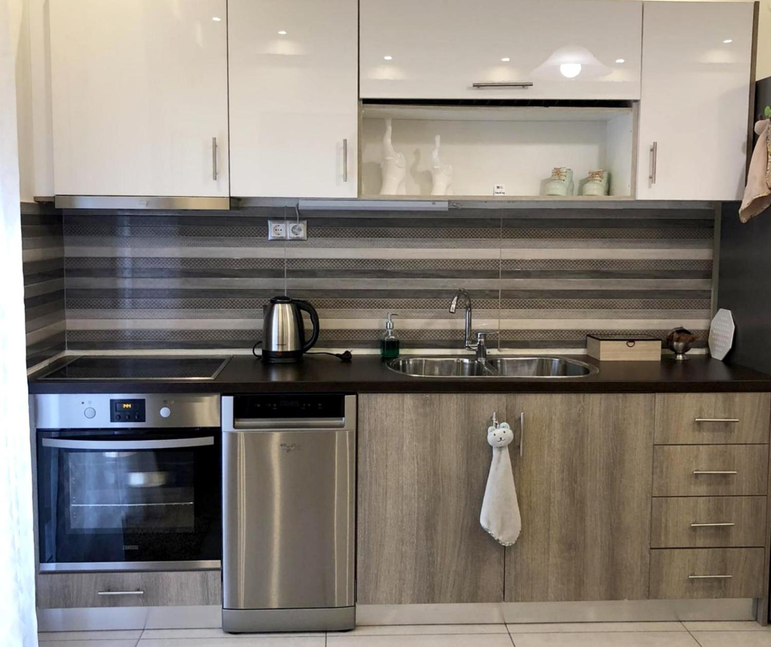 One-Bedroom Apartment - Photo 10