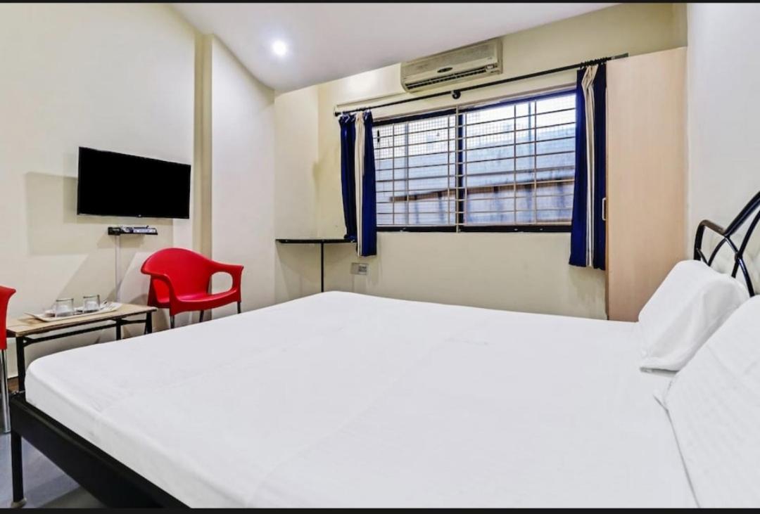 Standard Double Room with Fan photo 2