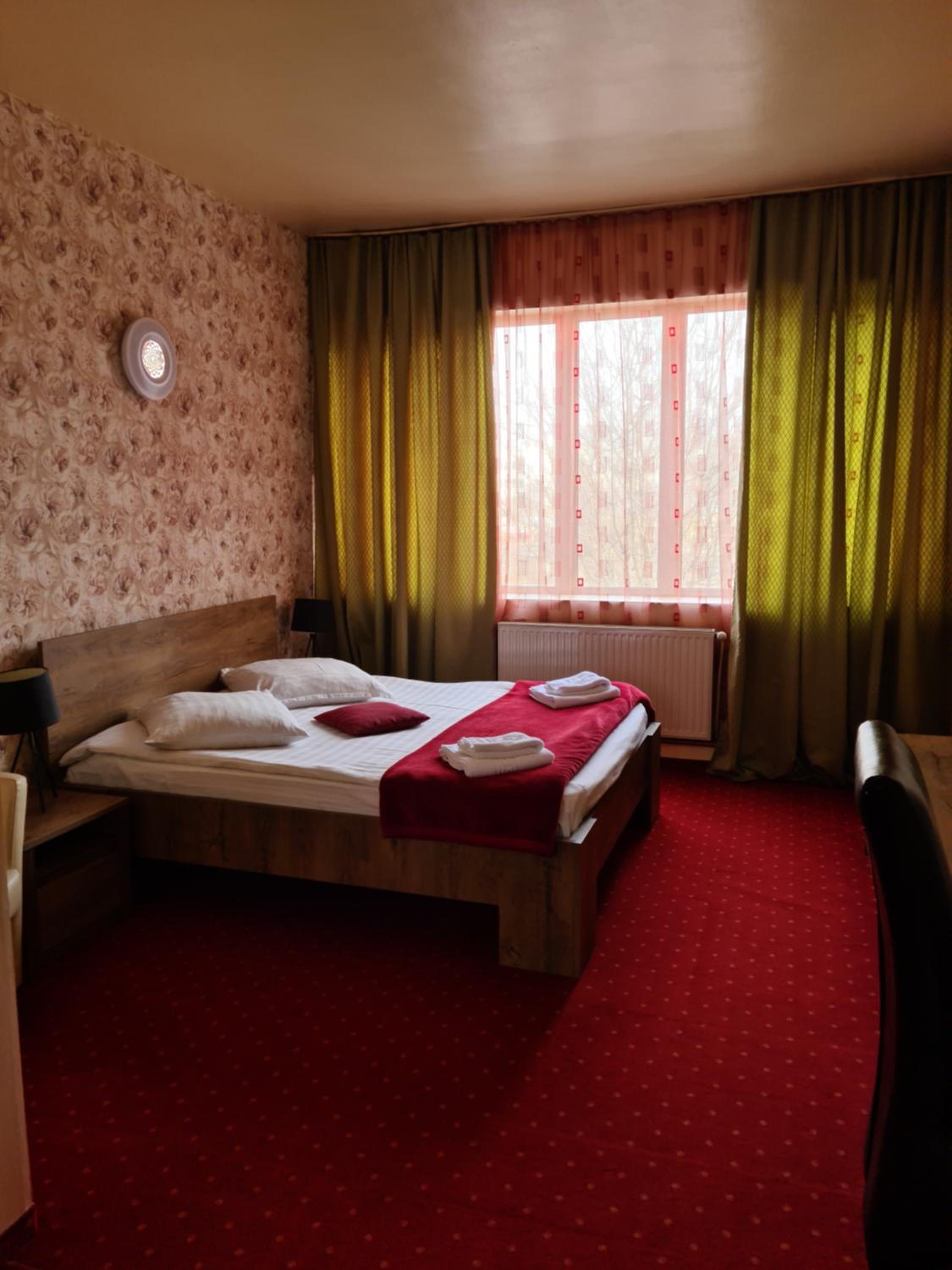 Deluxe Double Room - Photo 4