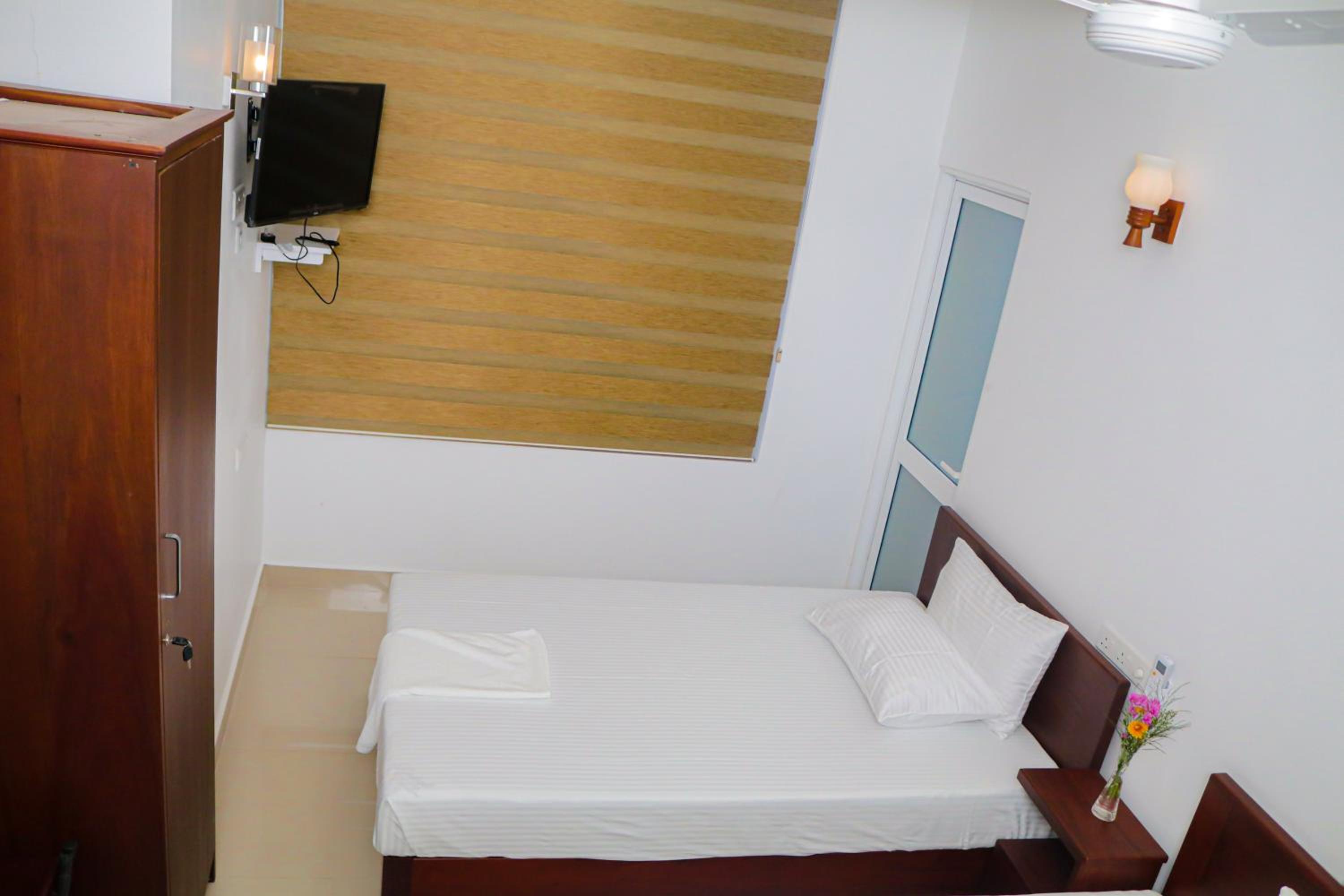 Twin Room with Balcony photo 3