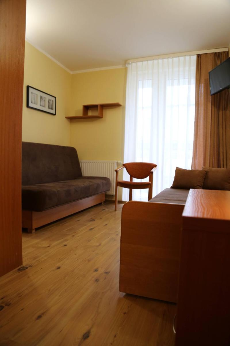 Twin Room - Photo 1
