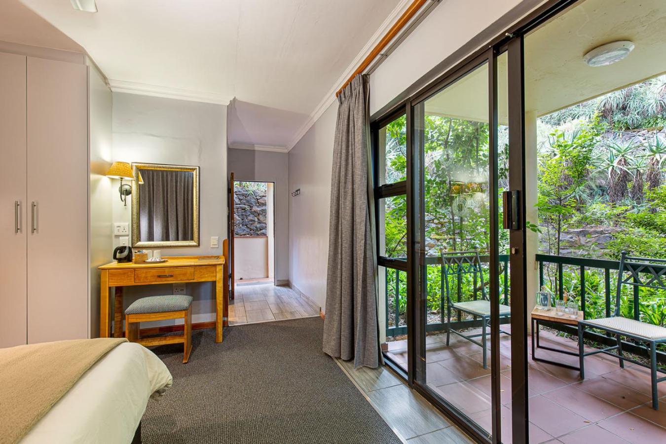 Twin/Double Room - Photo 1