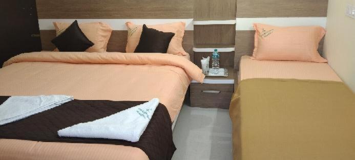 Deluxe Double Room with Extra Bed photo 1