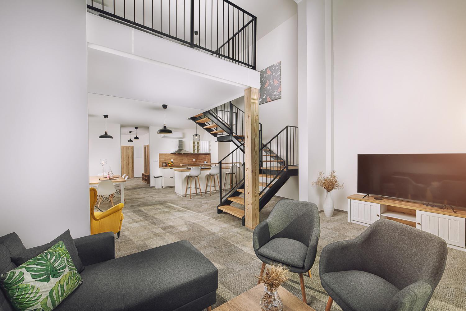 Loft photo 1