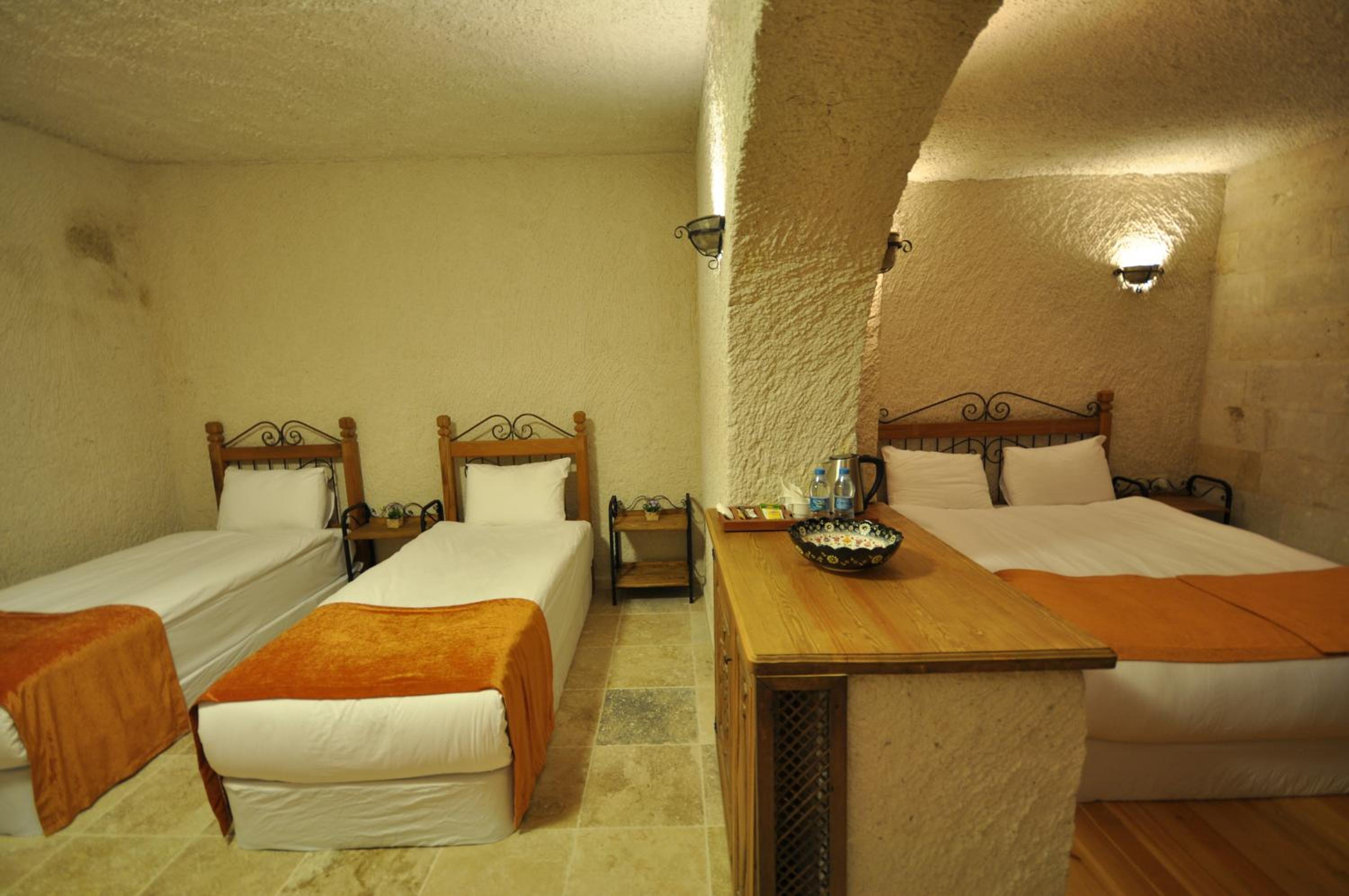 Triple Room - Photo 9