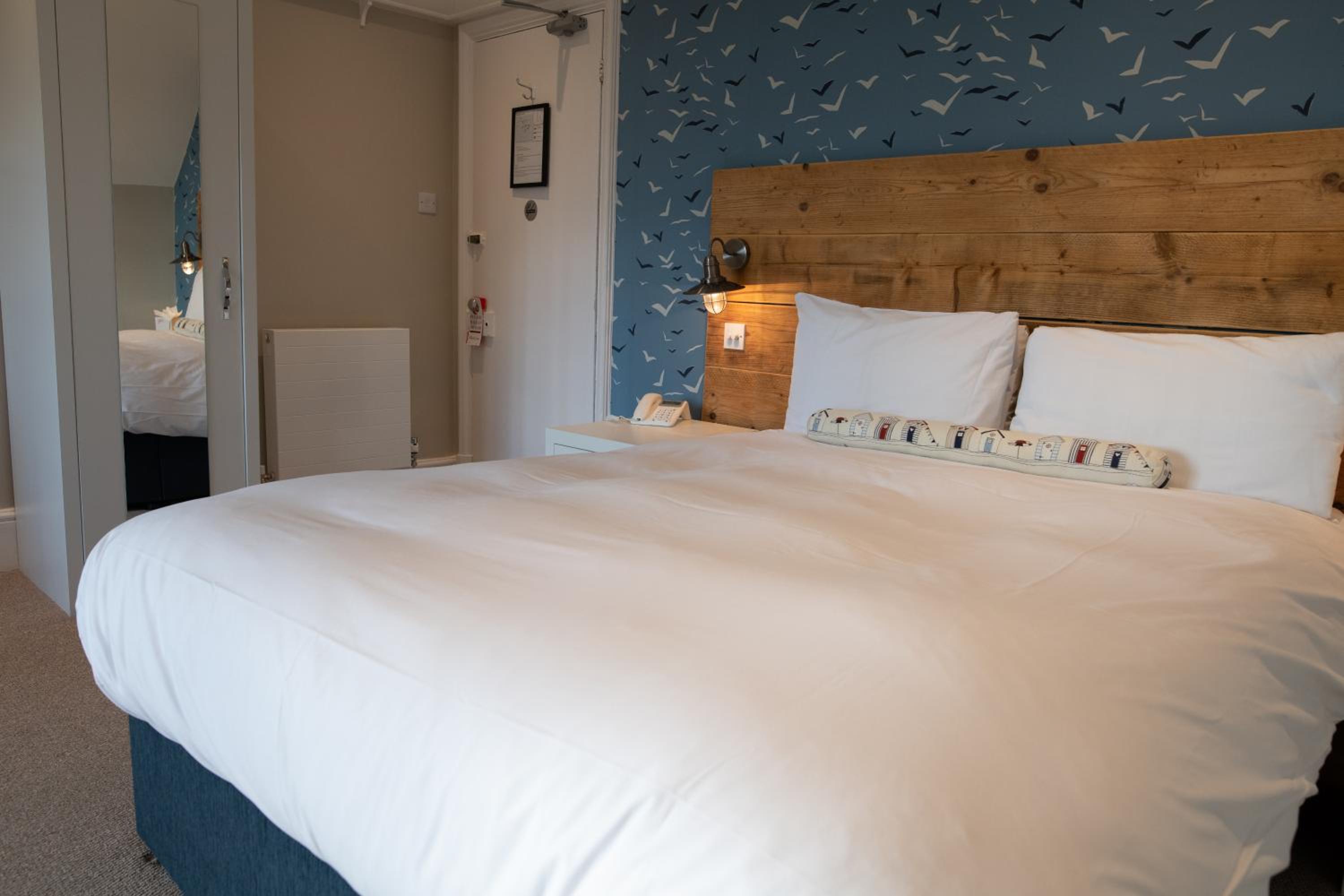 Deluxe Double Room photo 3