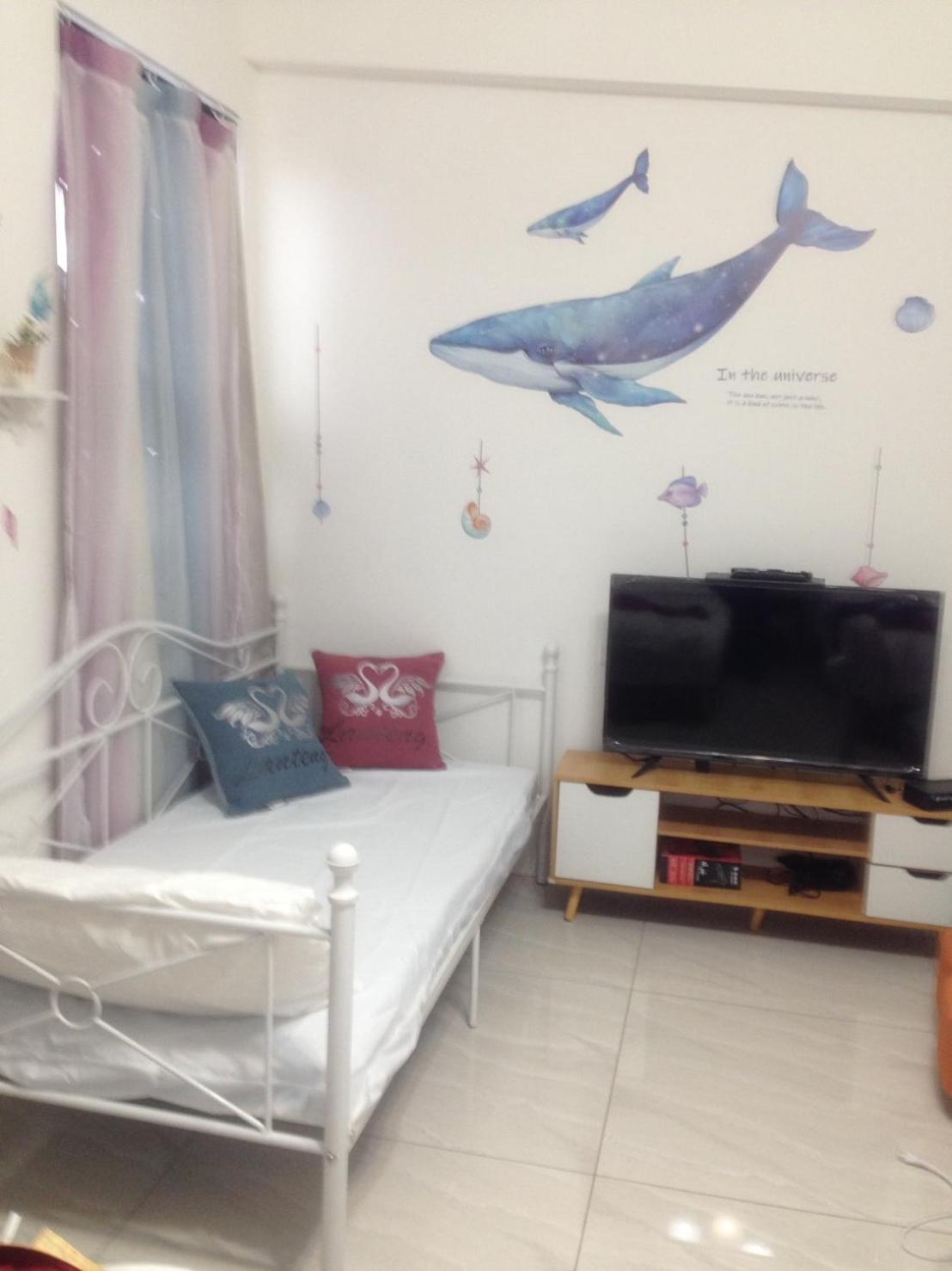 Family Room photo 2