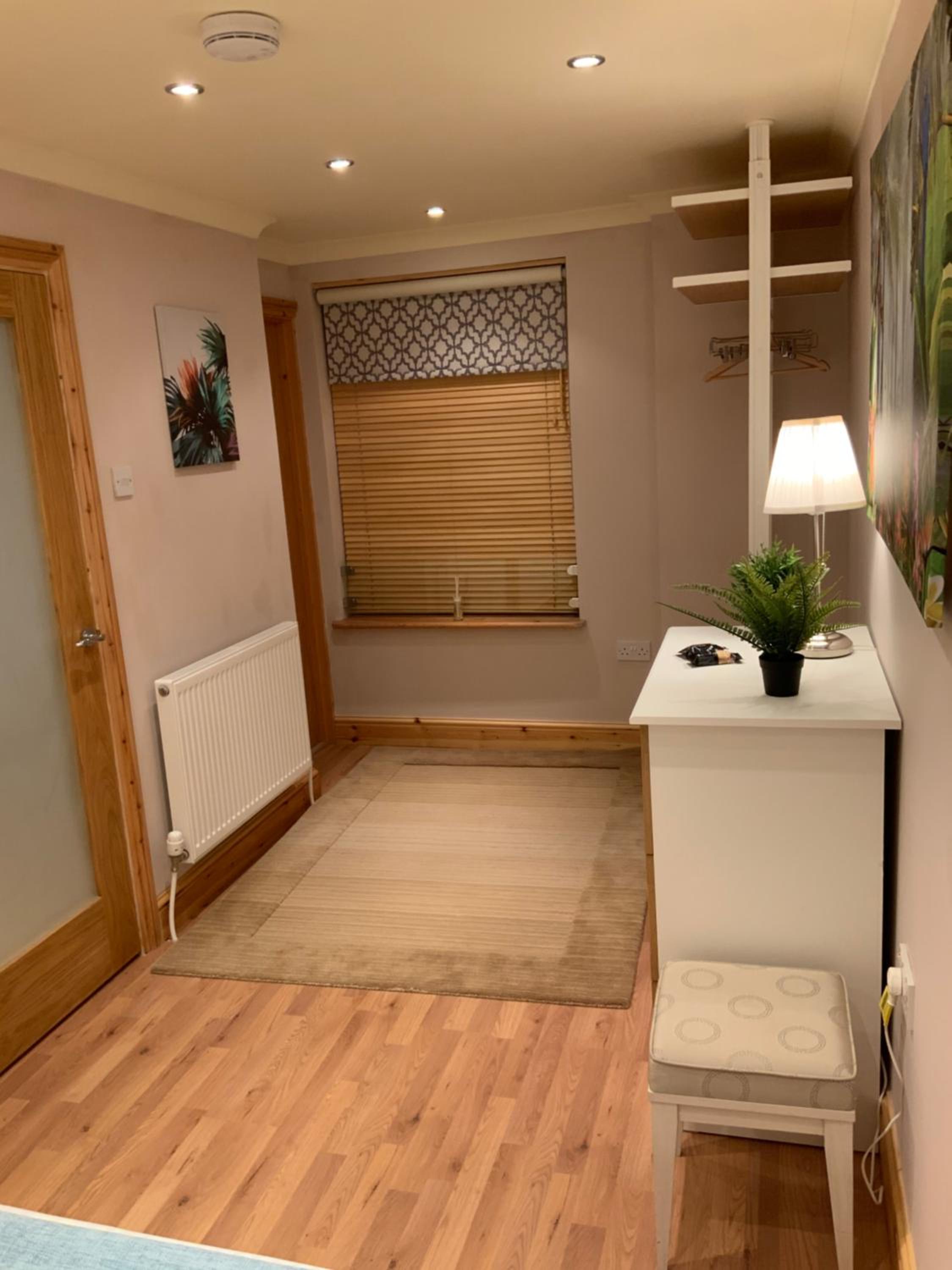 One-Bedroom Apartment - Photo 13
