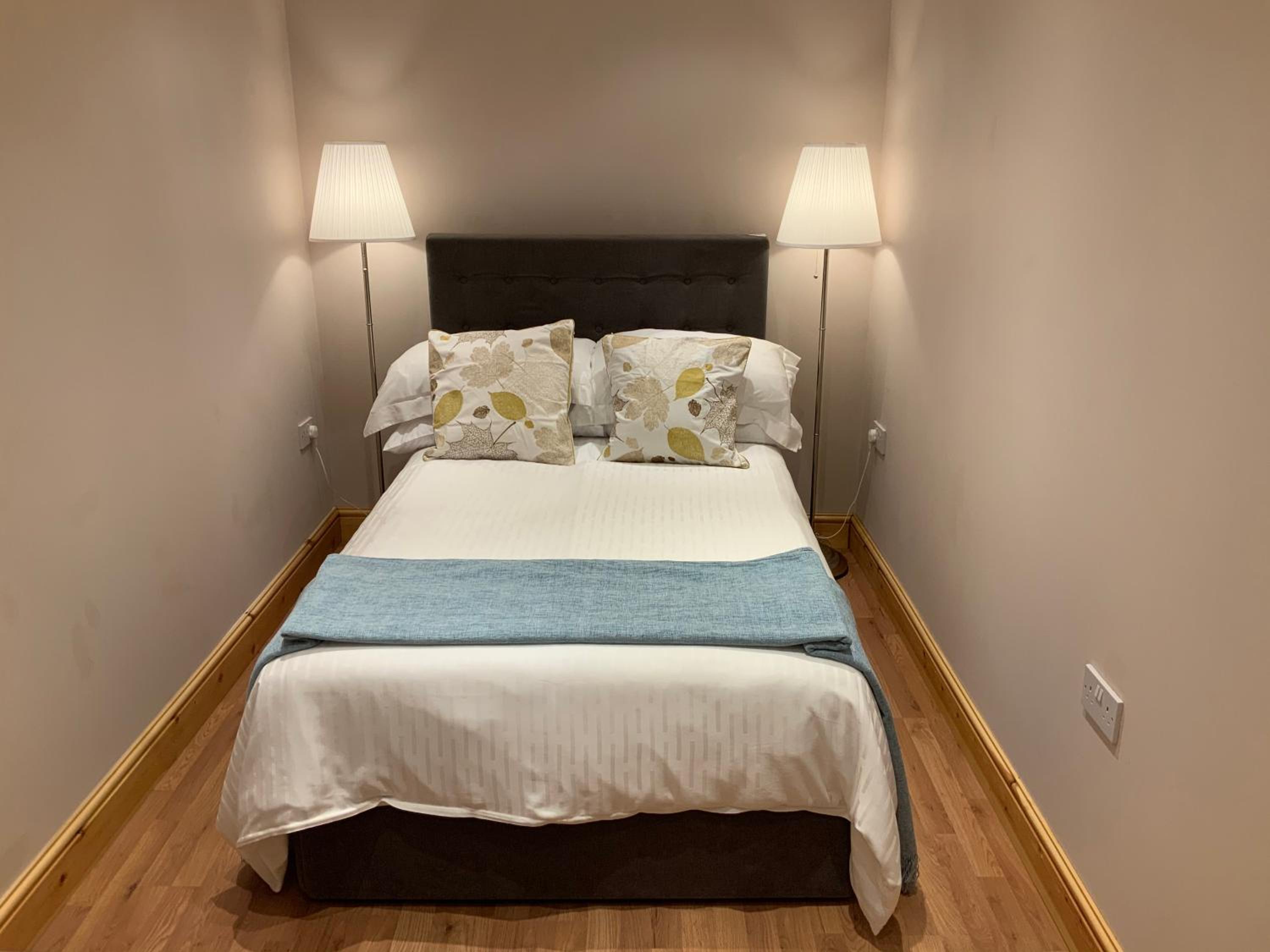 One-Bedroom Apartment - Photo 19