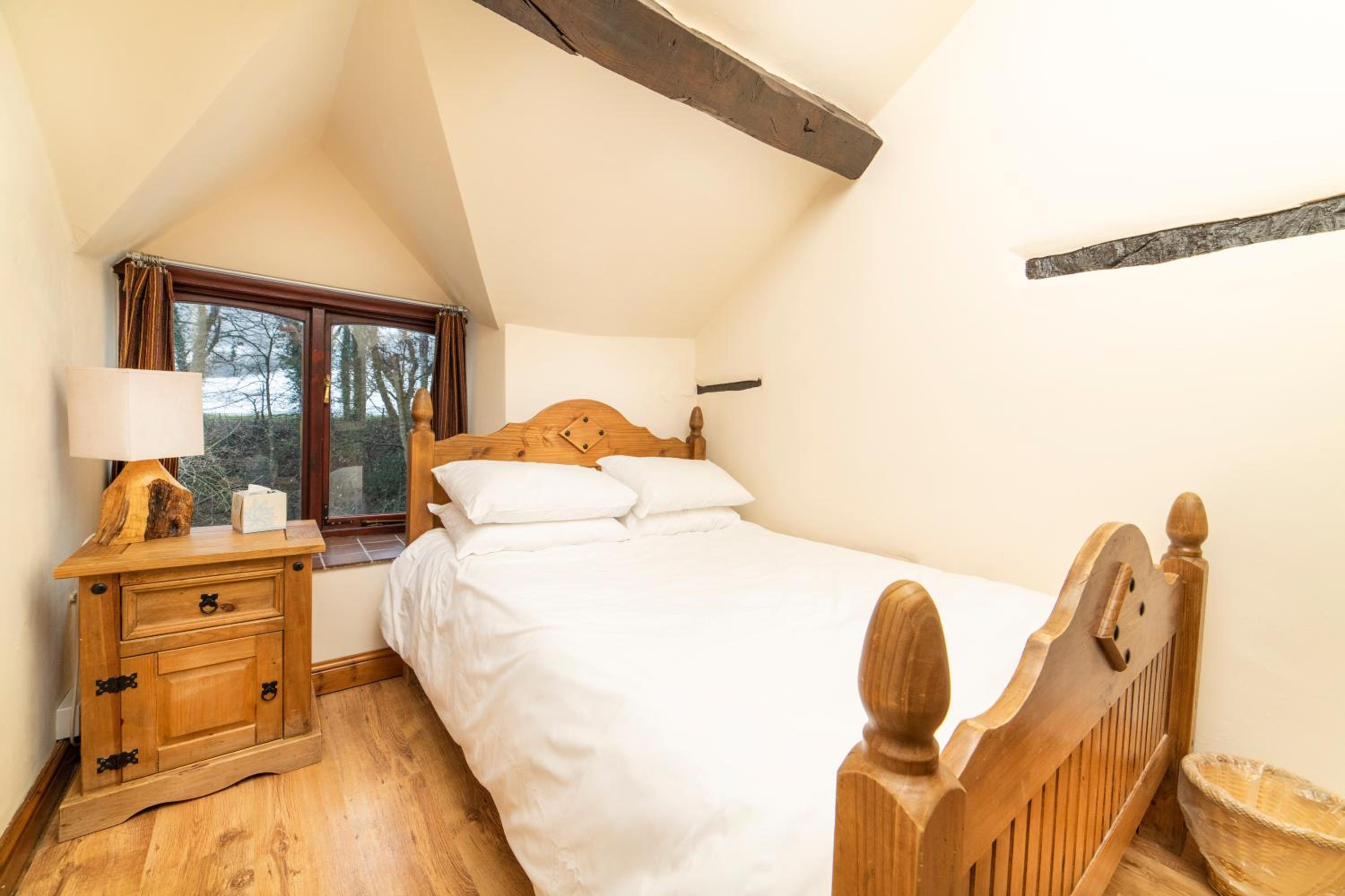 Two-Bedroom House - Photo 7