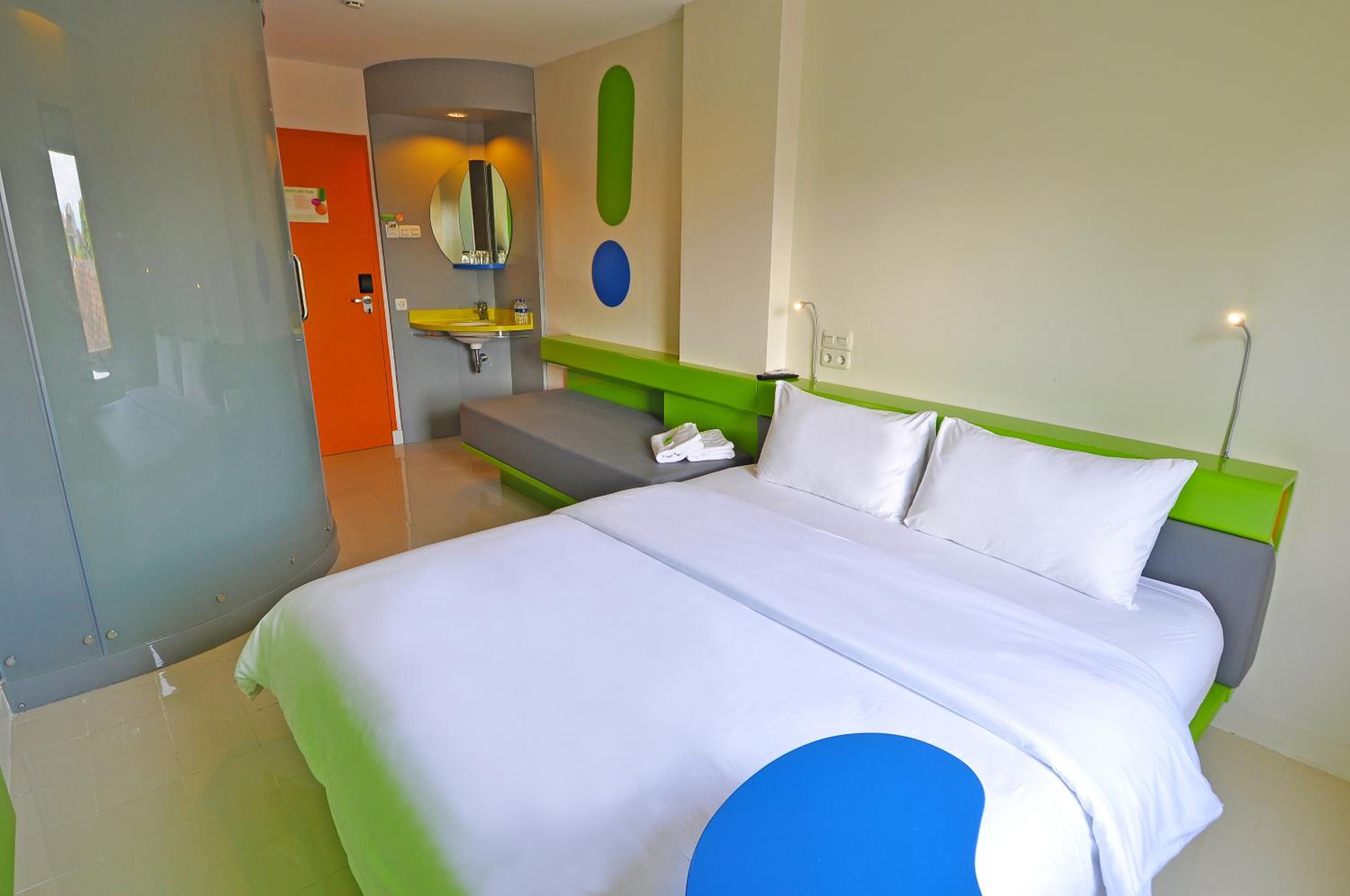 Flash Deal - Standard Double Or Twin Room