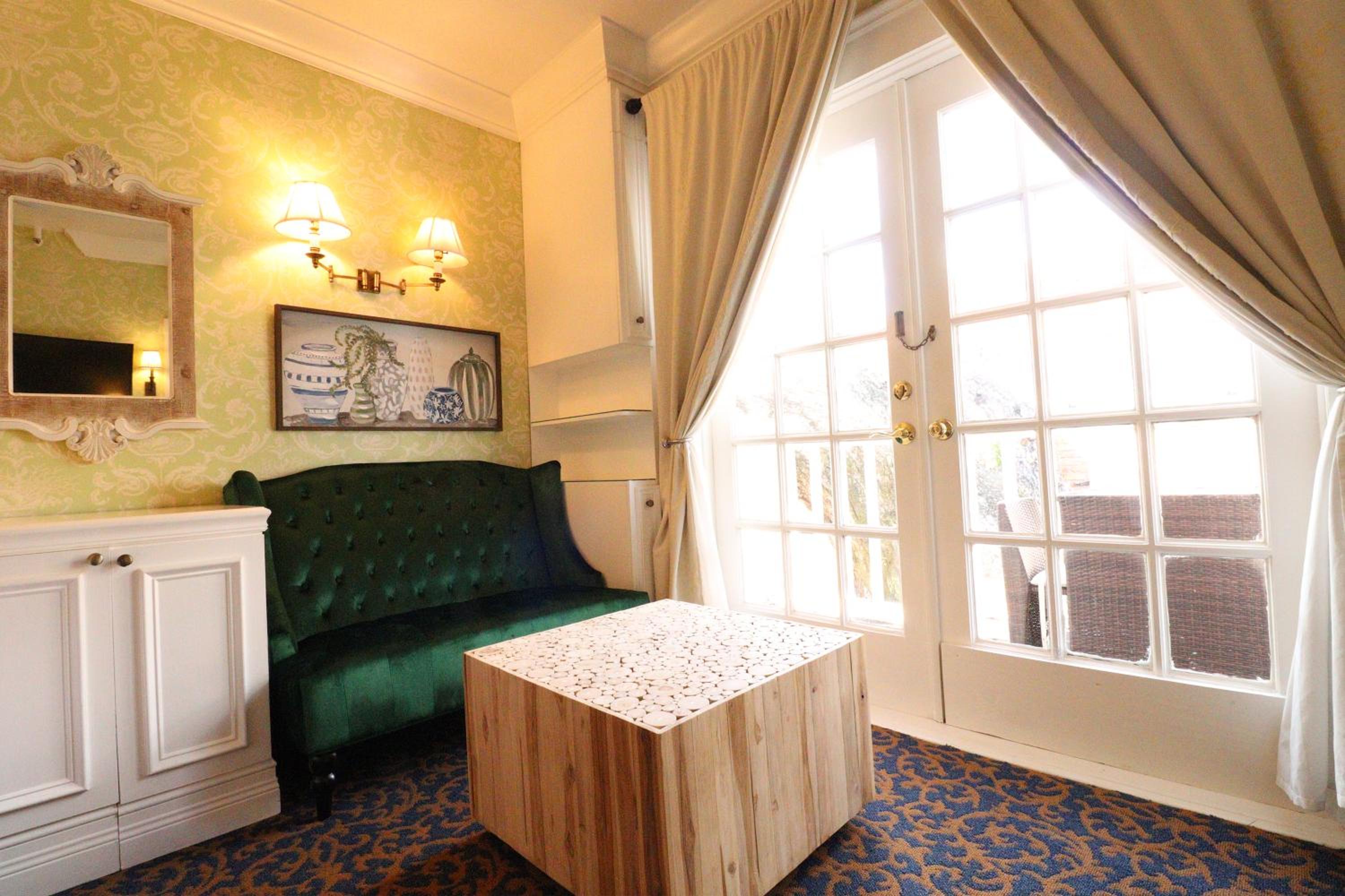 Superior Queen Room photo 2