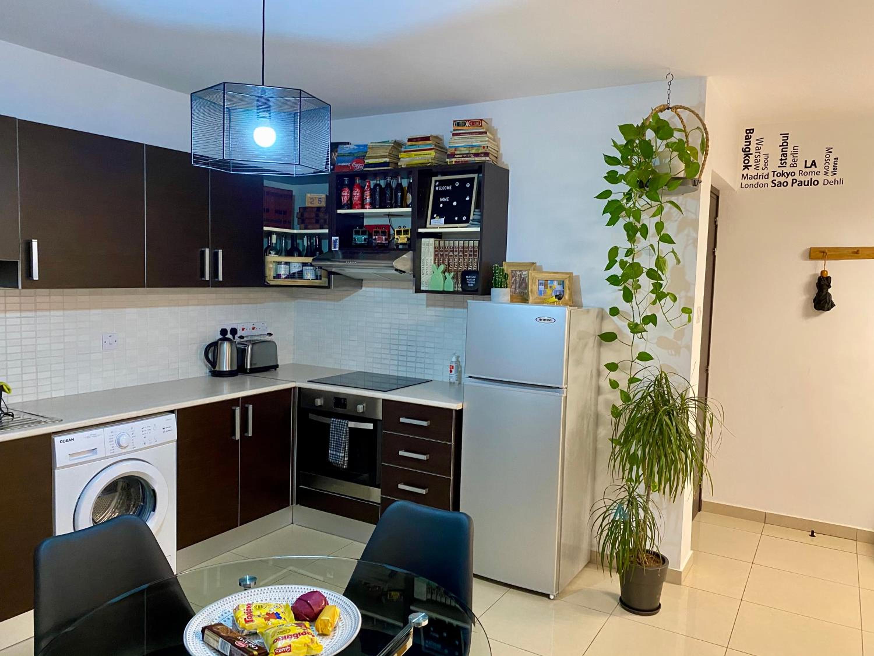 One-Bedroom Apartment - Photo 37