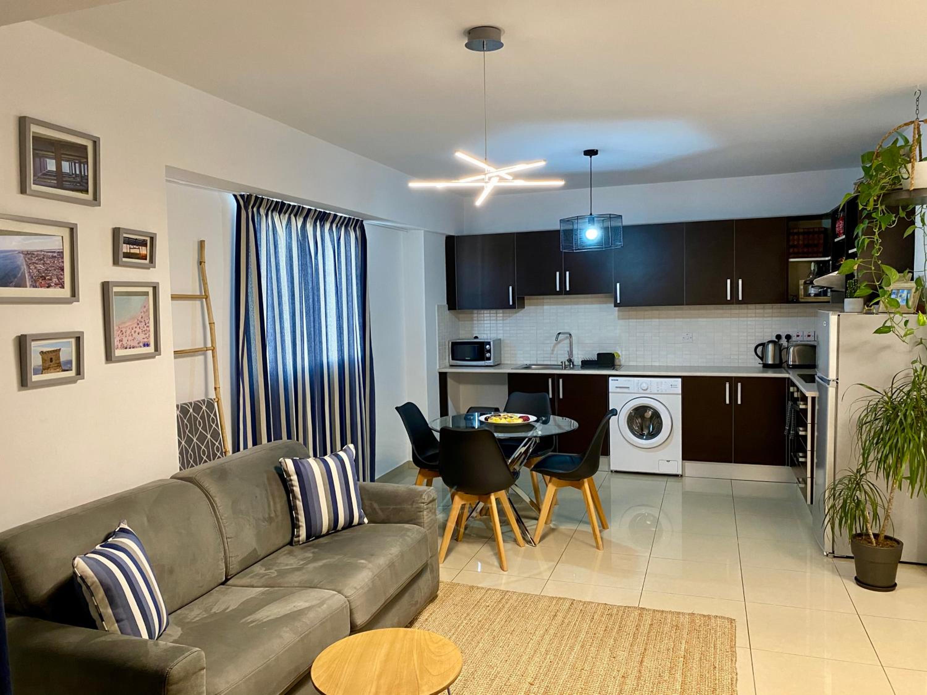 One-Bedroom Apartment - Photo 39