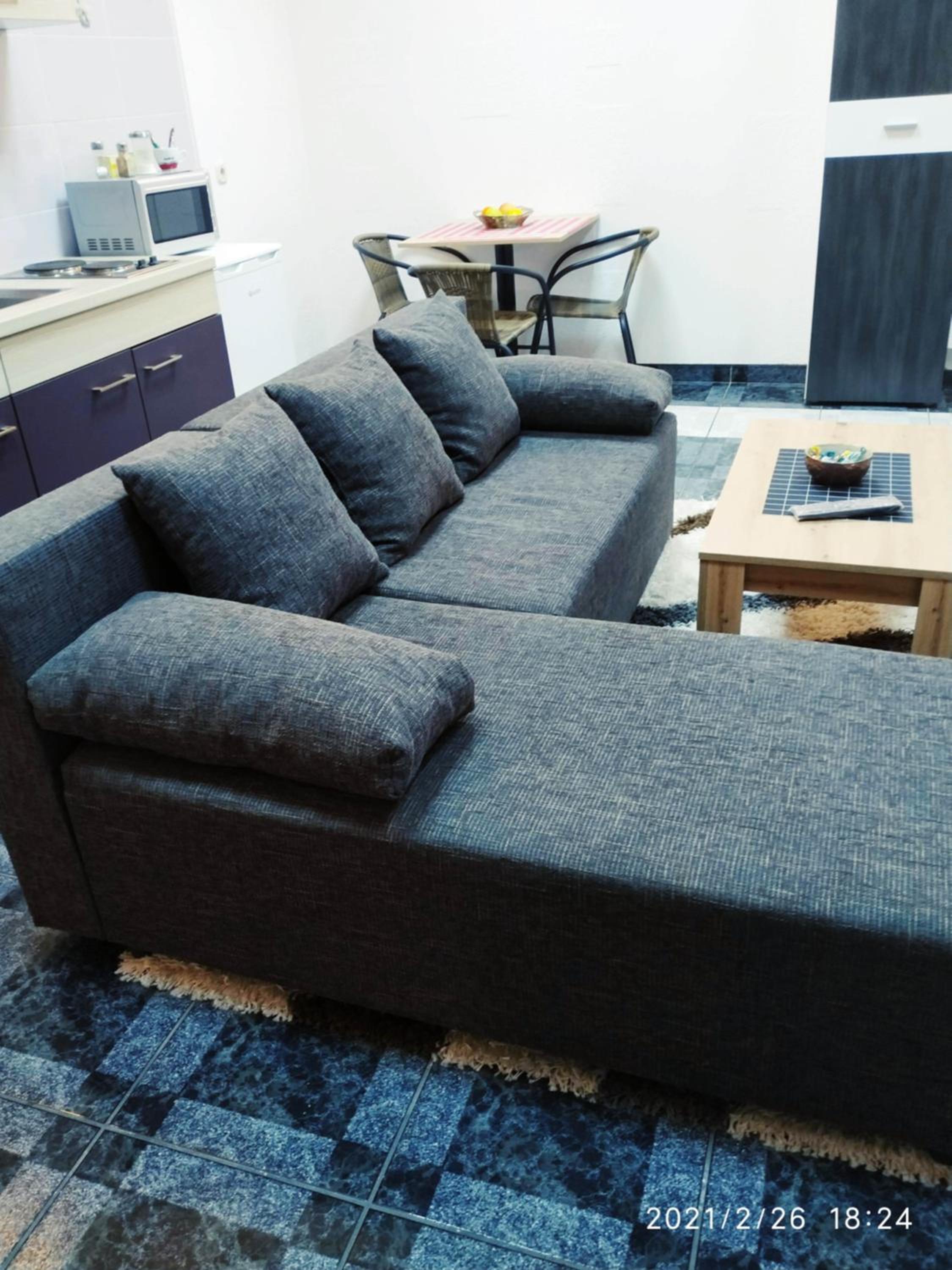 Studio Apartment