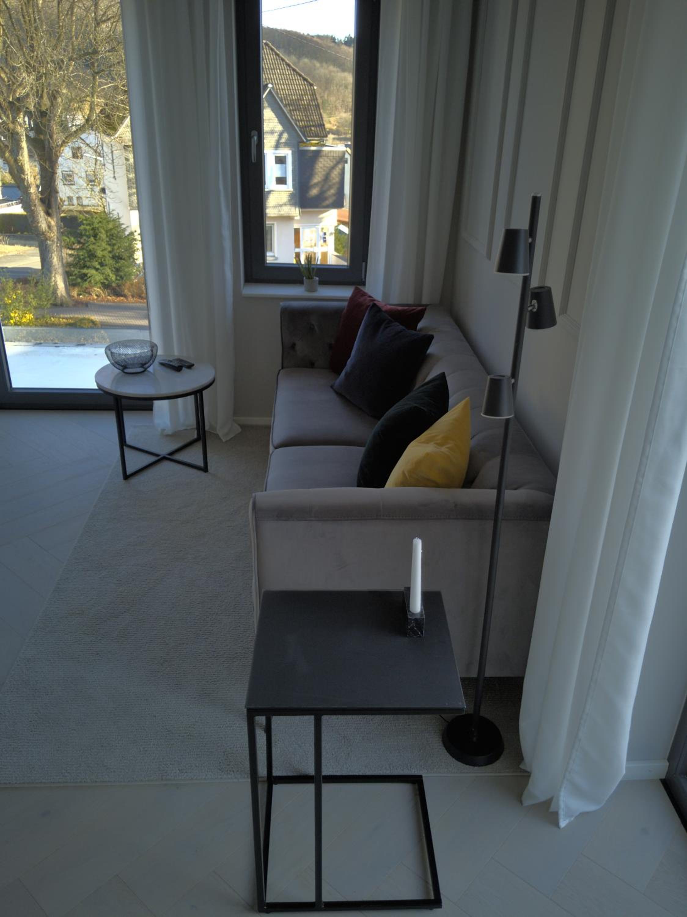 One-Bedroom Apartment with Balcony - Photo 15