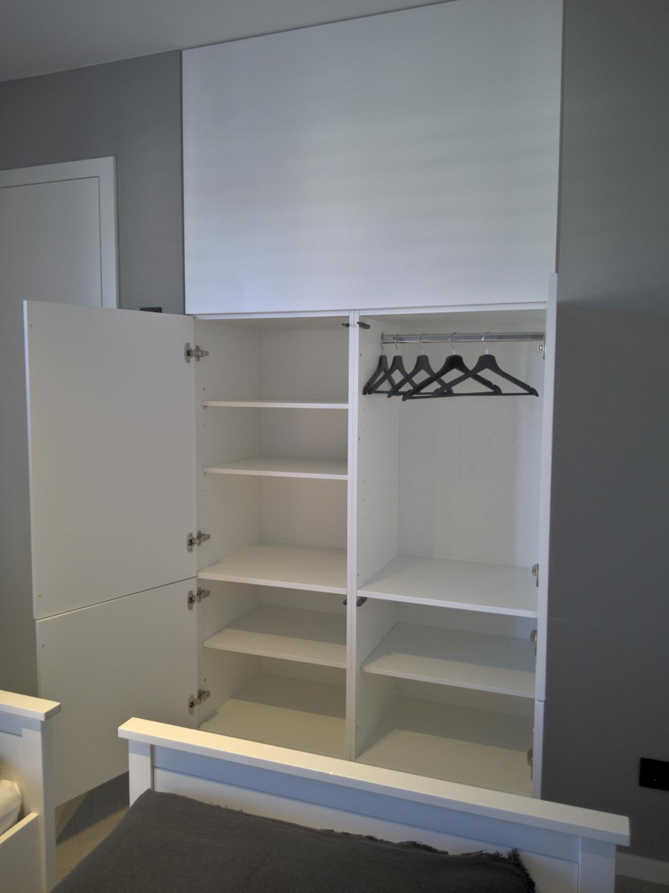 One-Bedroom Apartment with Balcony - Photo 5