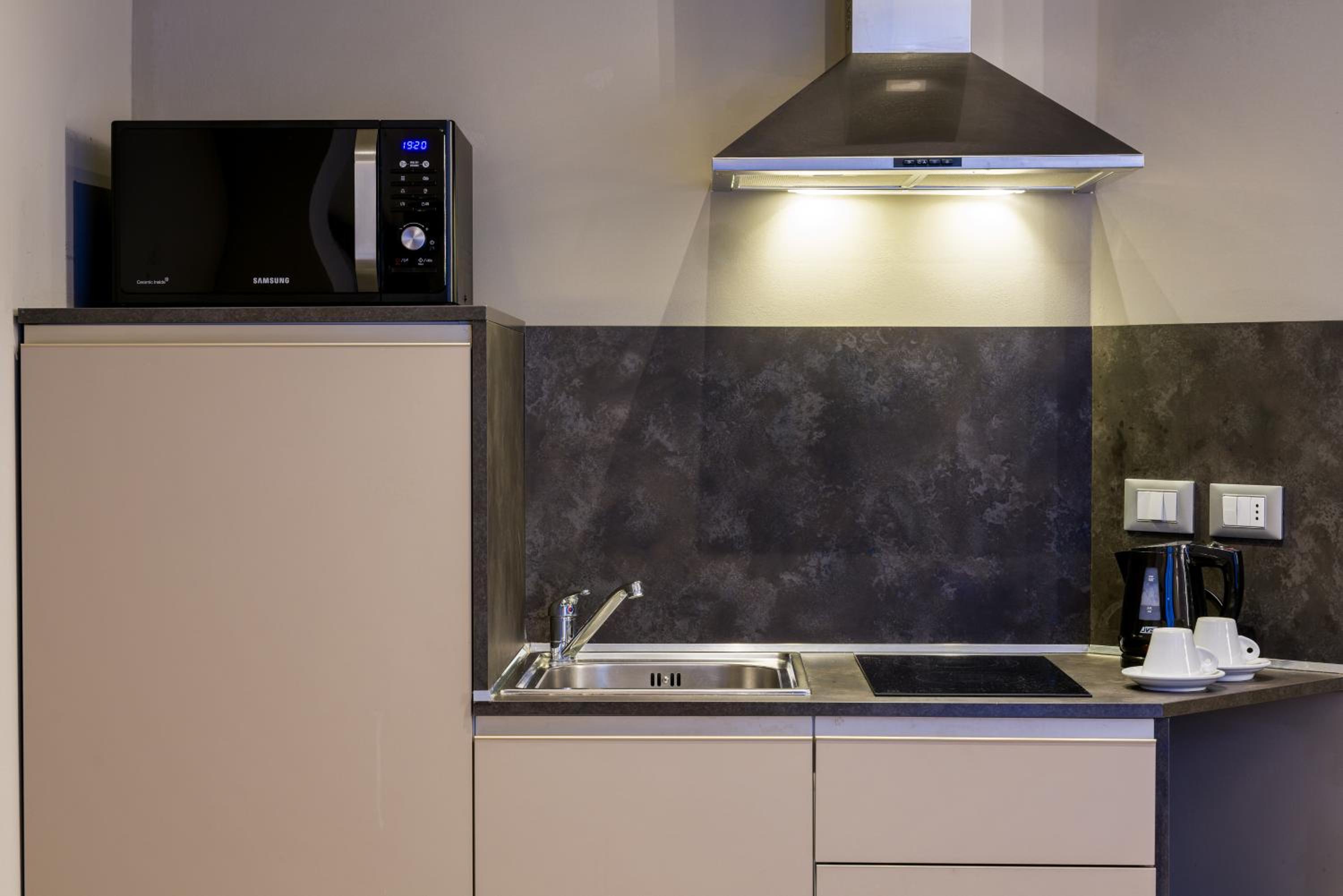 Studio (4 Adults) - Photo 9