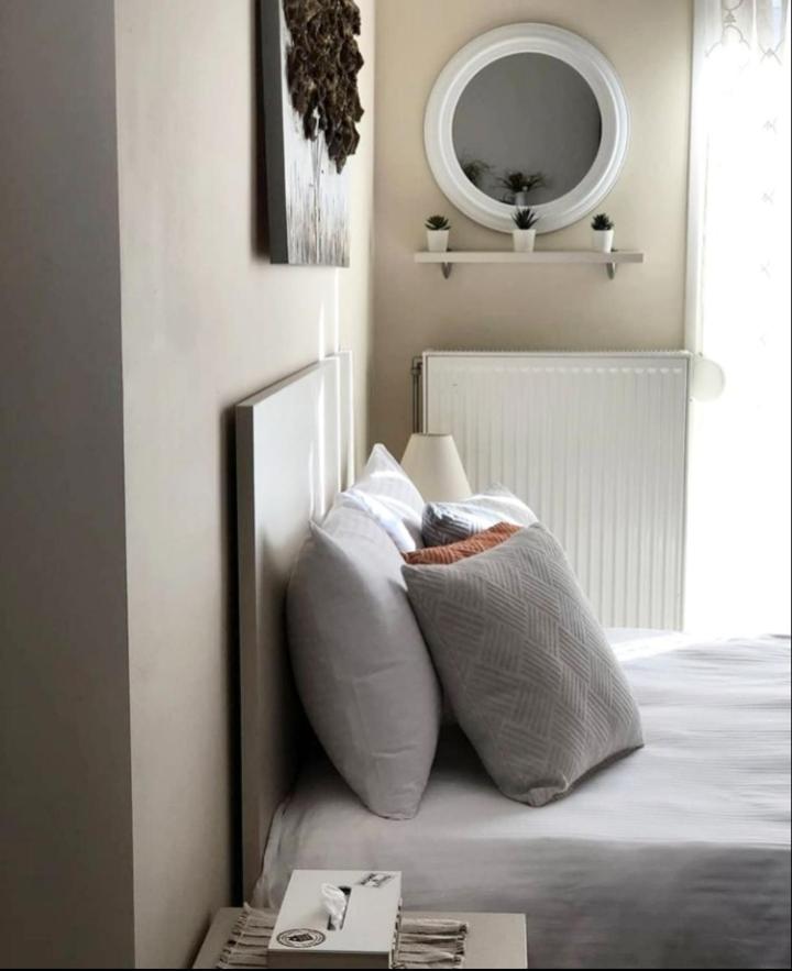 One-Bedroom Apartment - Photo 3