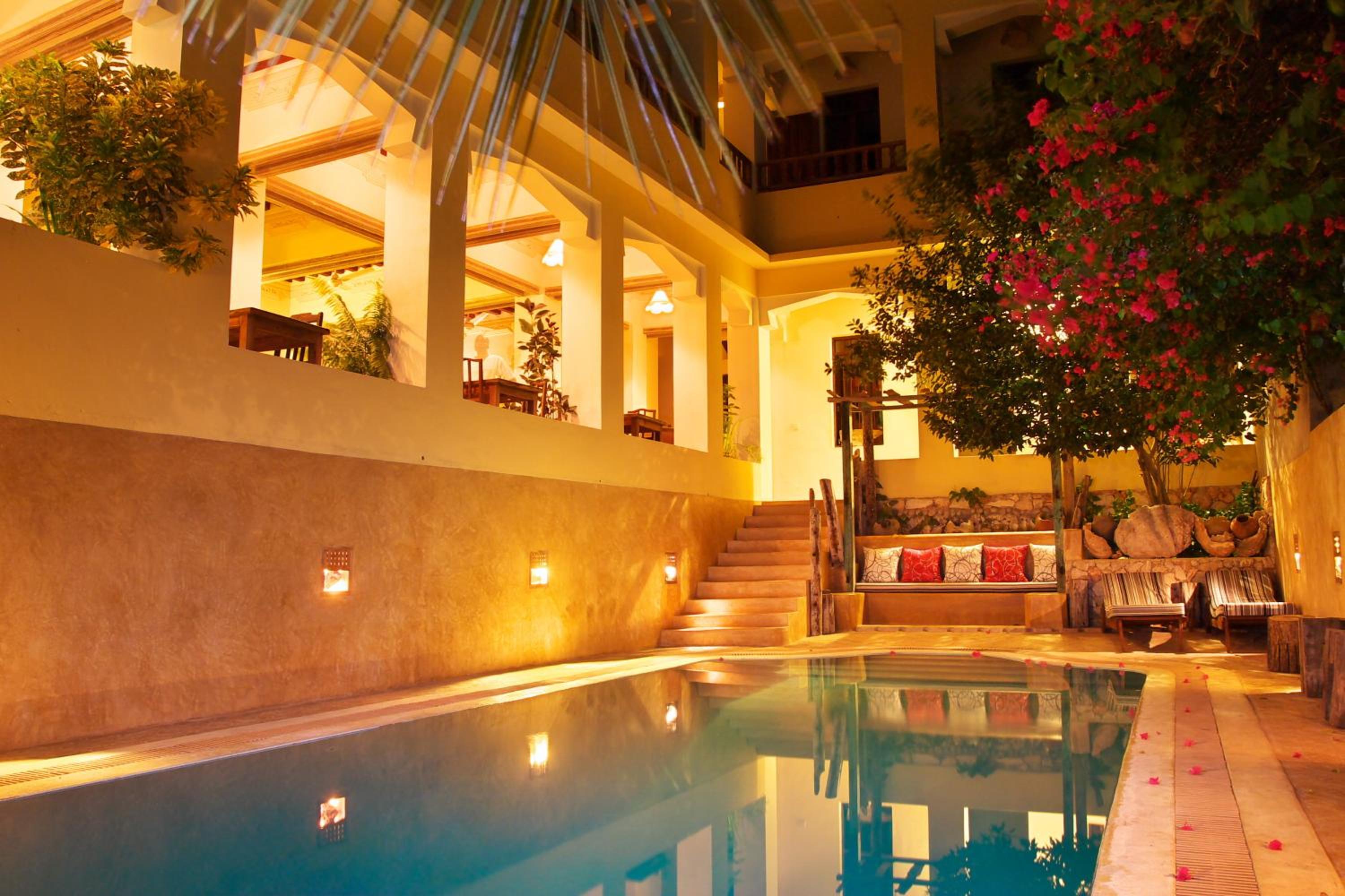Triple Room with Balcony - Photo 3