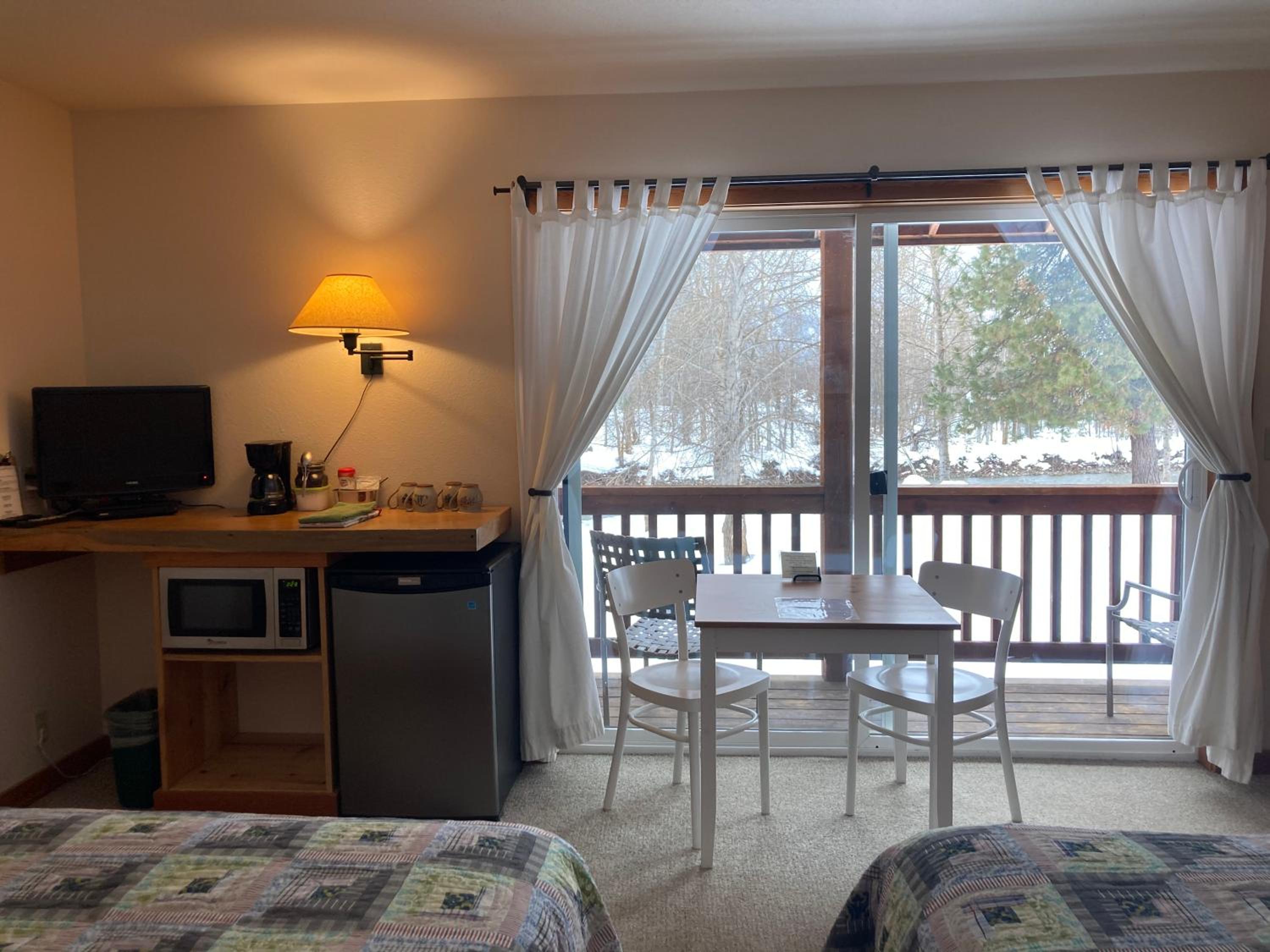 Deluxe Queen Room with Two Queen Beds