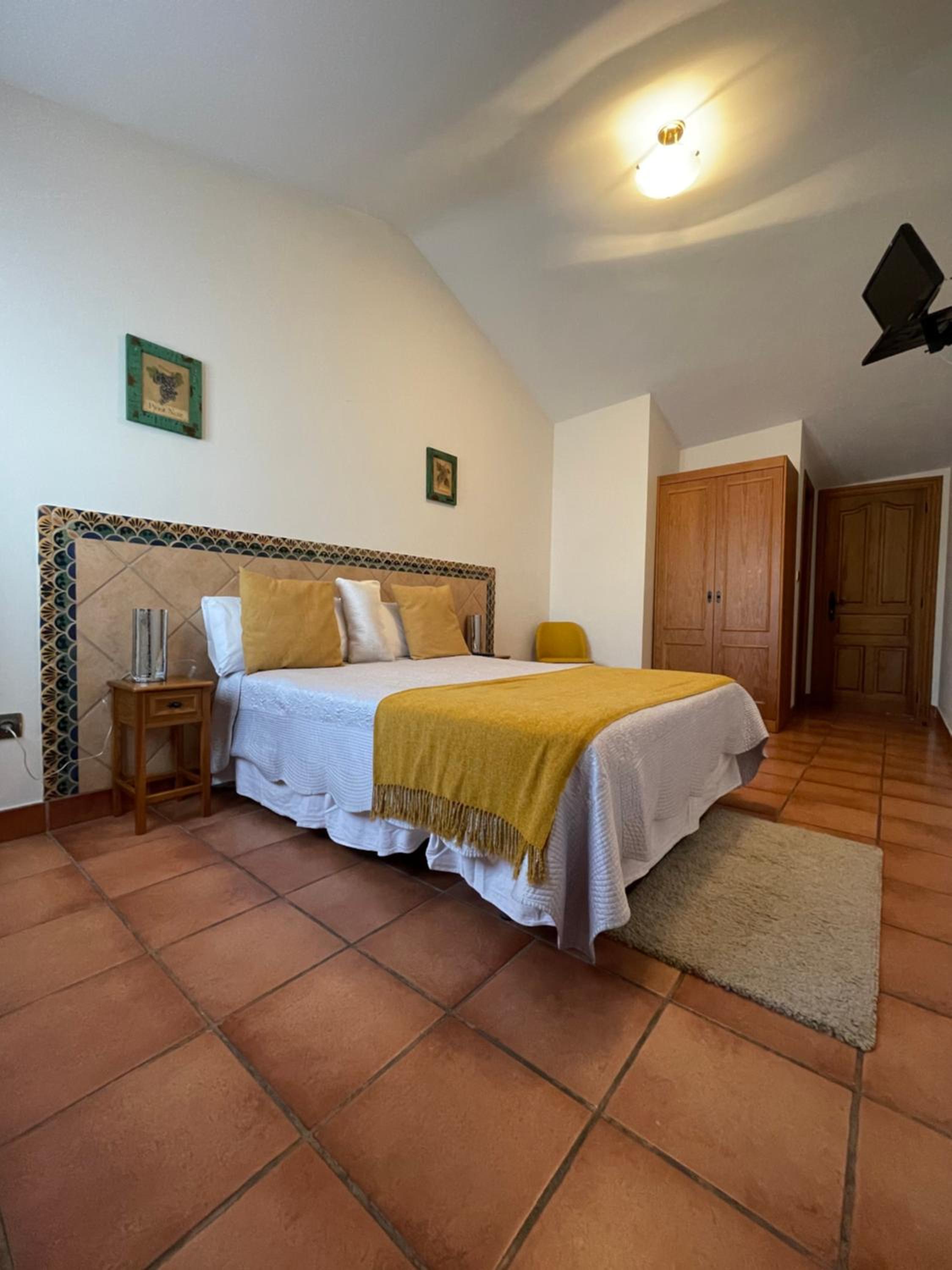 Triple Room - Photo 3