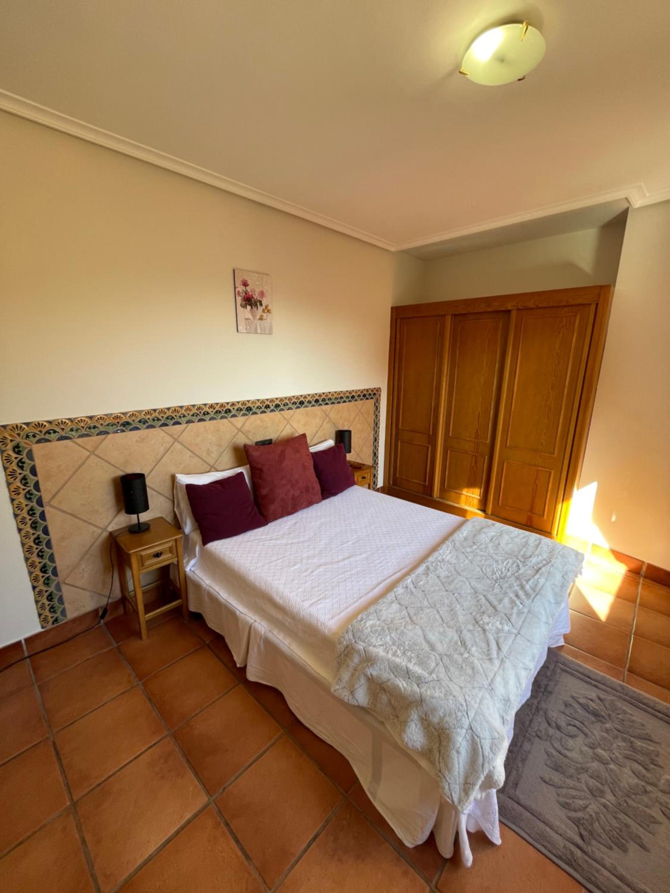 Double Room - Photo 2