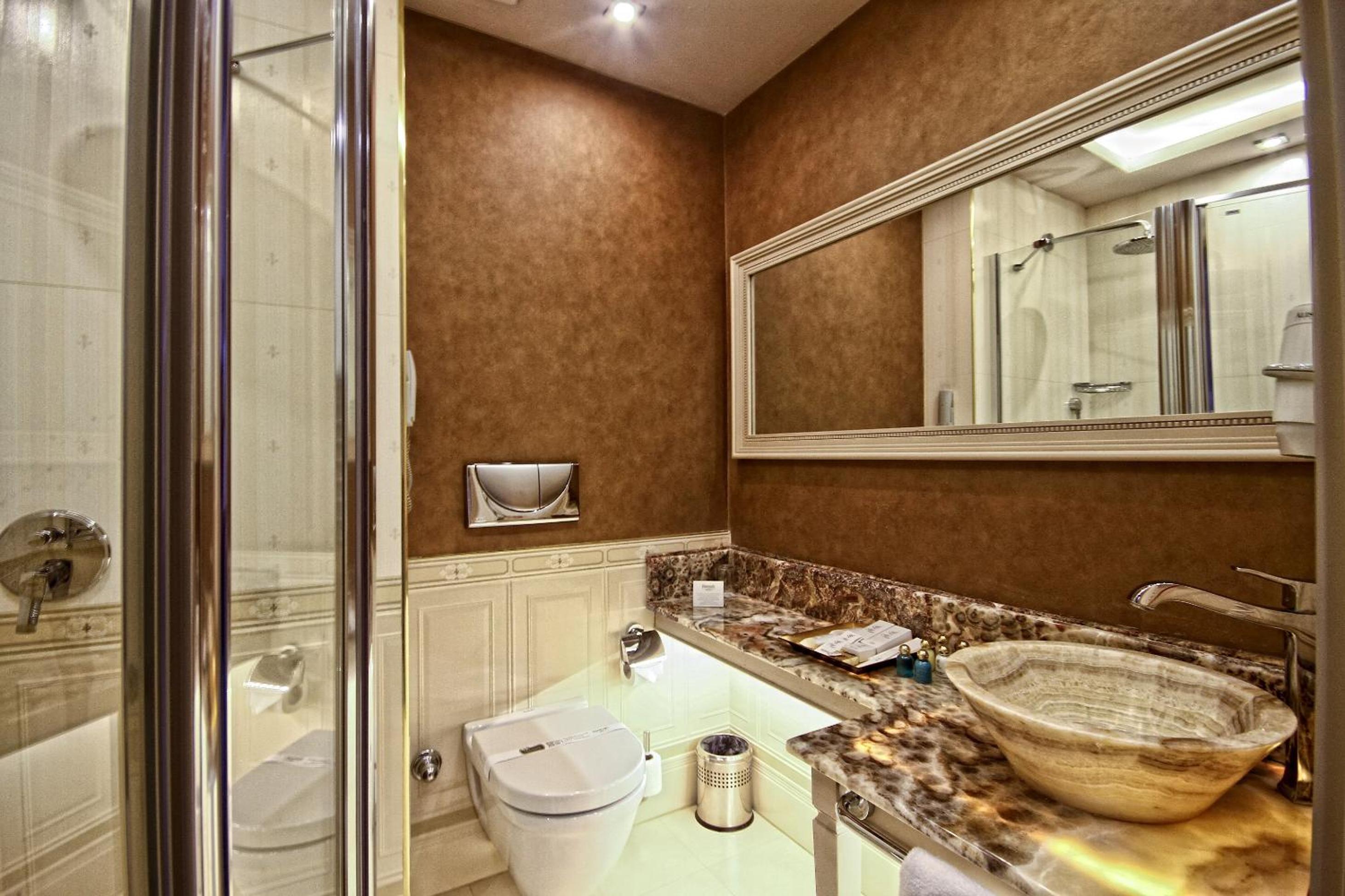 Deluxe Double Room with Sea View photo 2