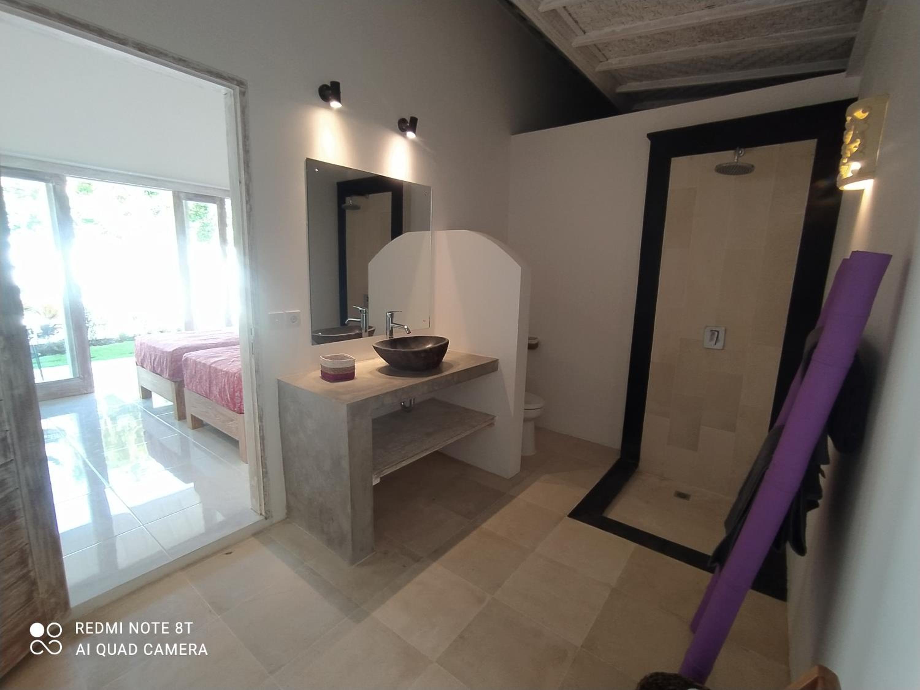 Double or Twin Room with Pool View photo 3