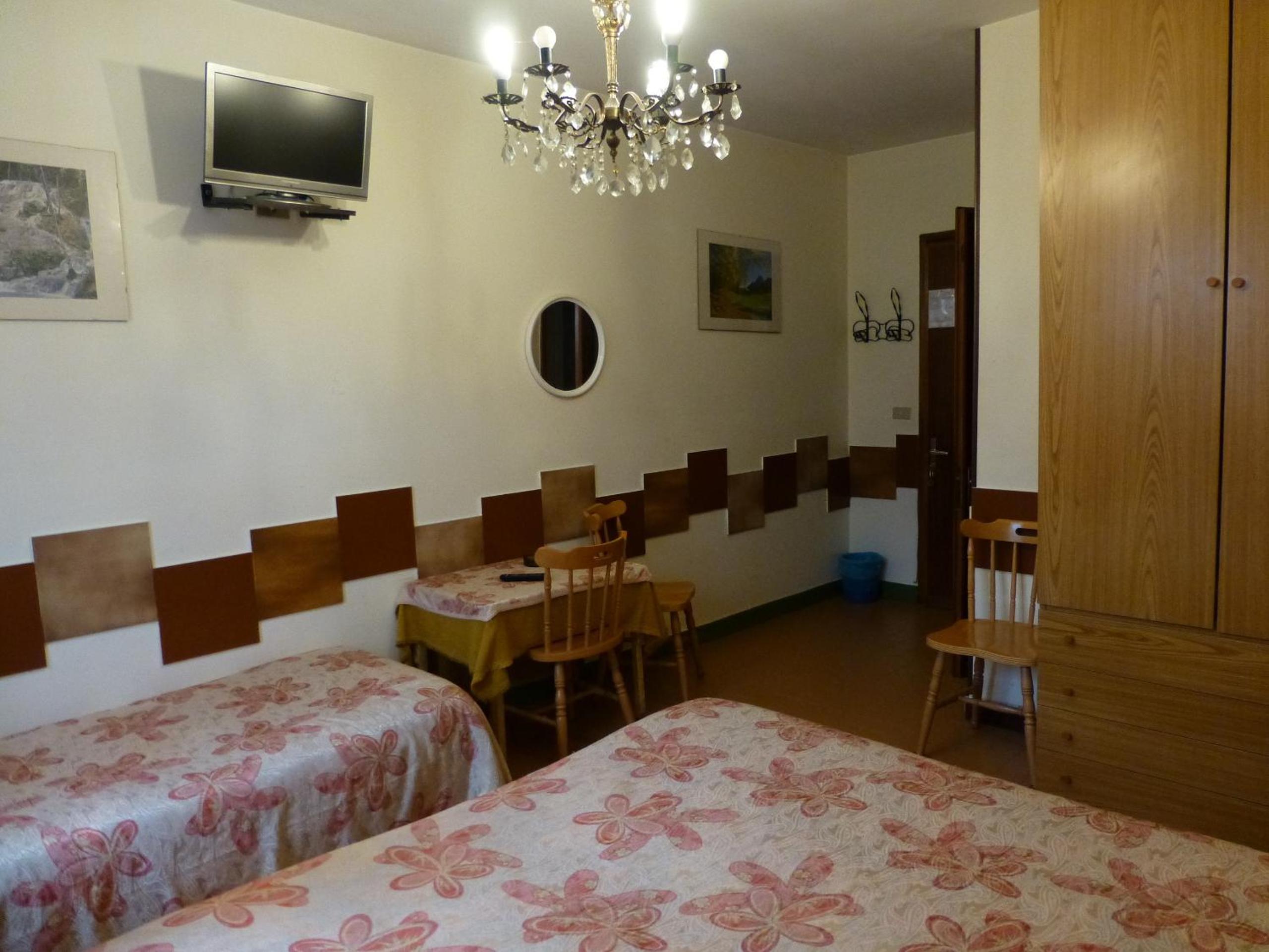 Triple Room - Photo 1