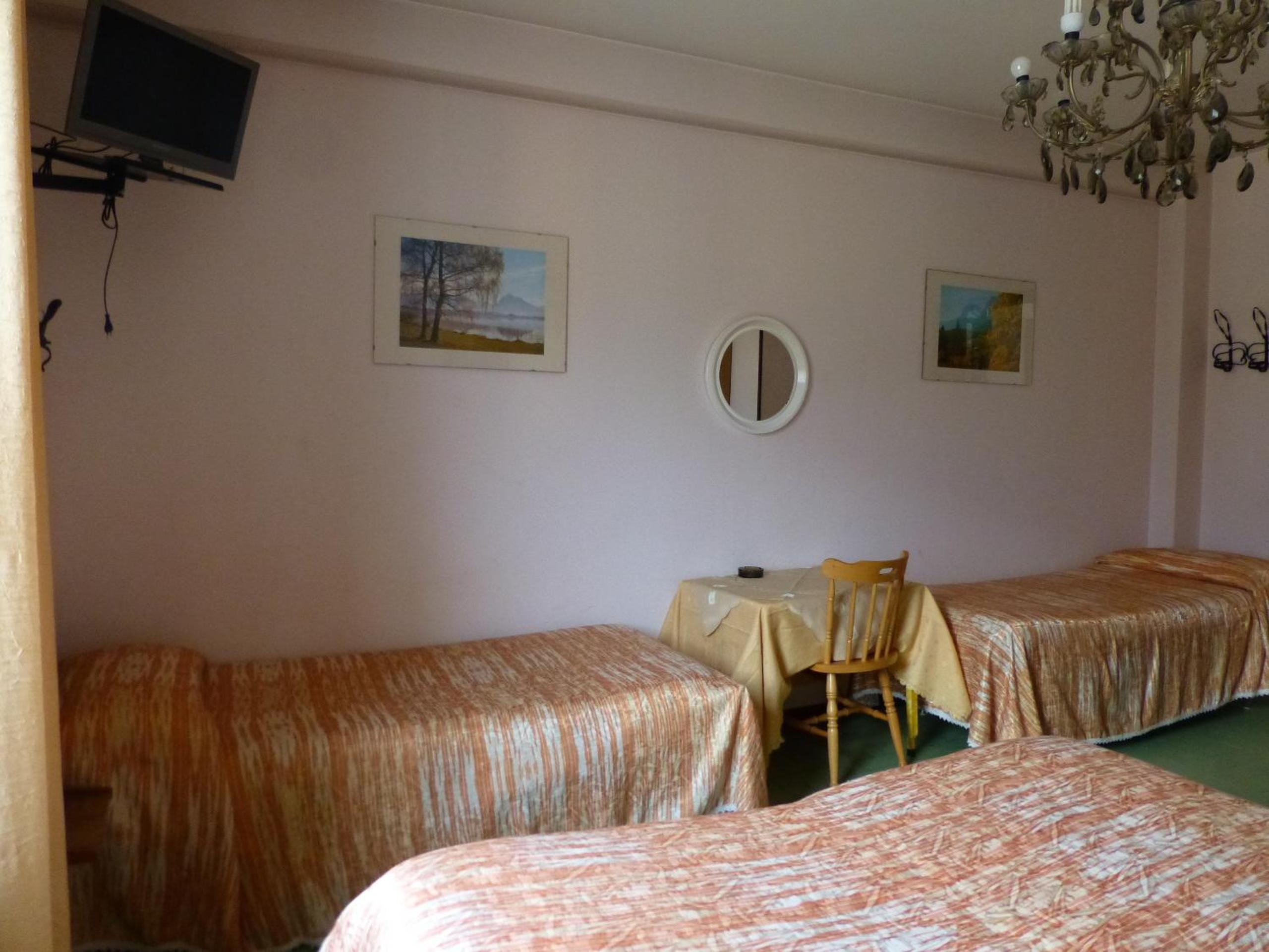 Comfort Family Room - Photo 1