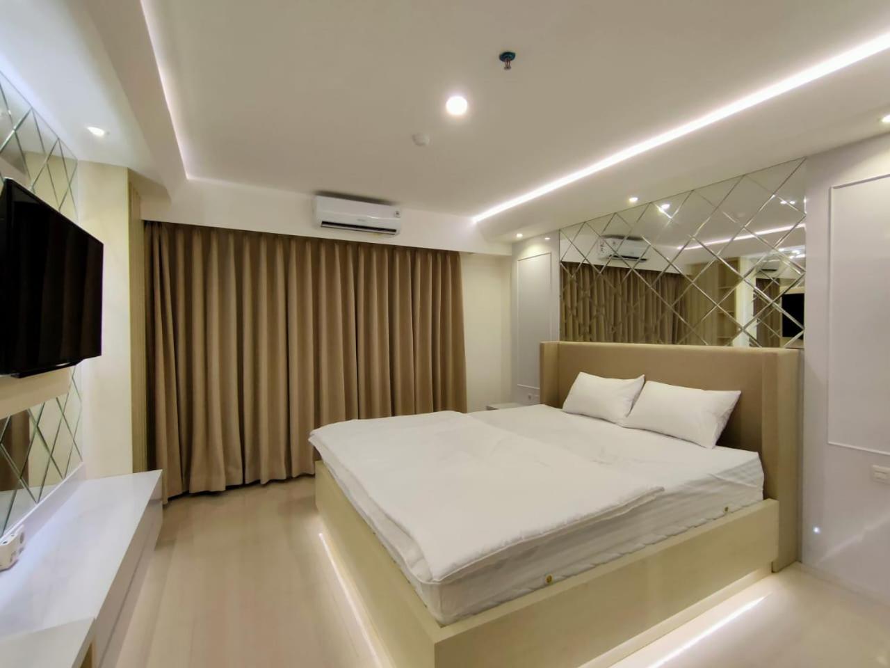 One-Bedroom Apartment - Photo 20