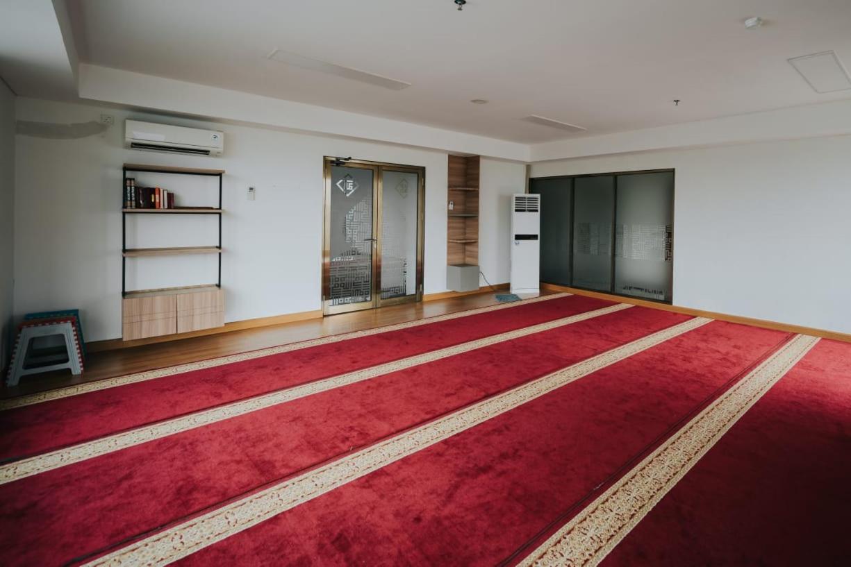 One-Bedroom Apartment - Photo 16