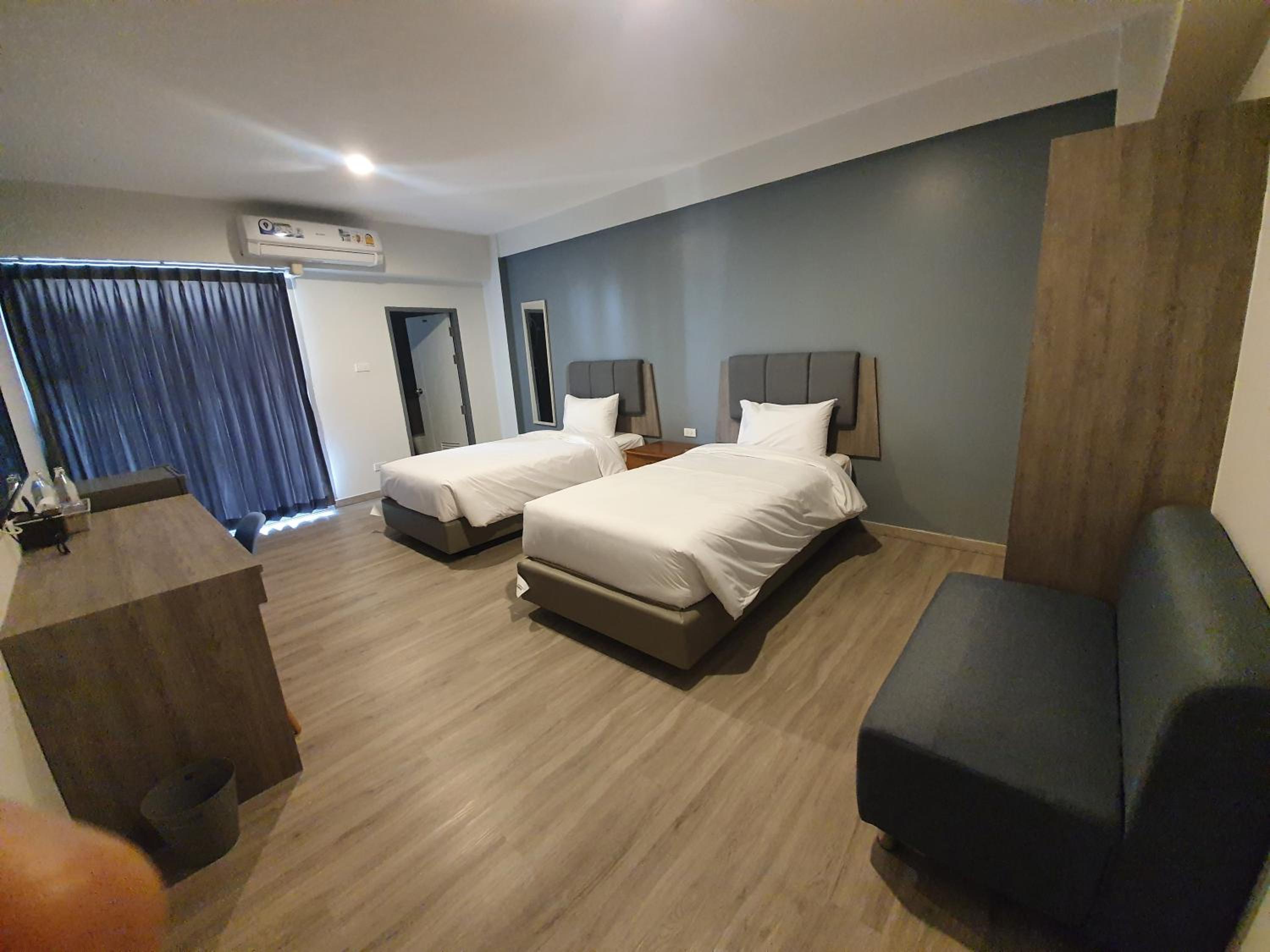 Deluxe Twin Room - Photo 1