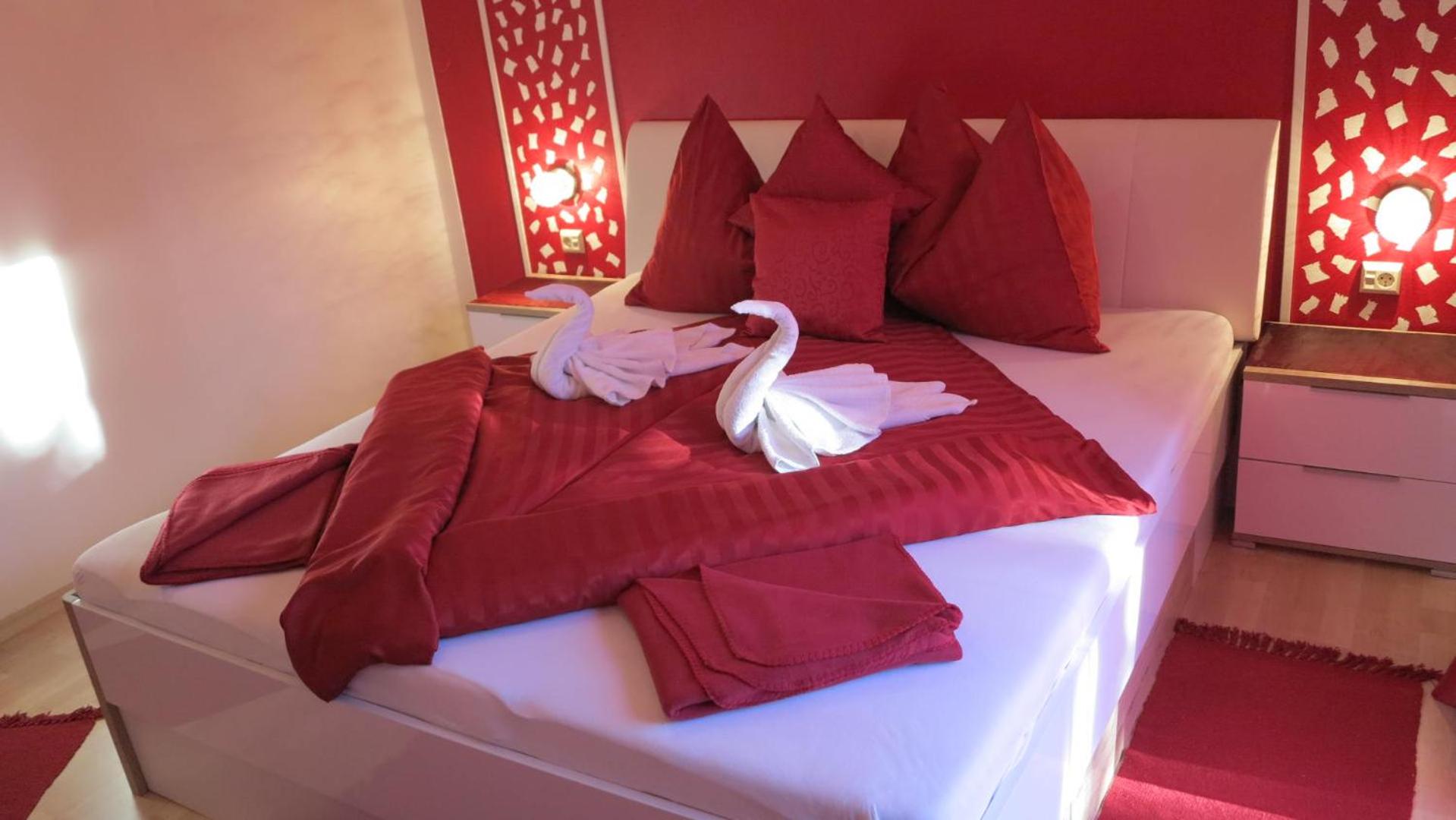 Double Room with Terrace - Photo 10