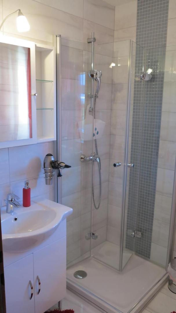 Double Room with Terrace - Photo 3